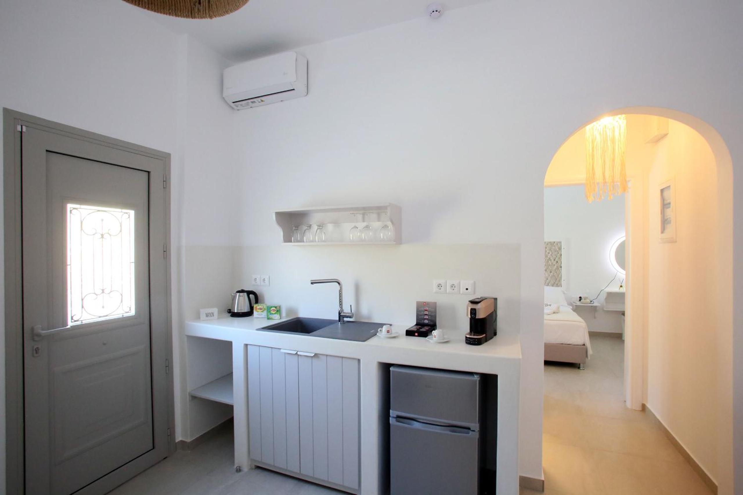 Superior Suite with Sea View photo 2