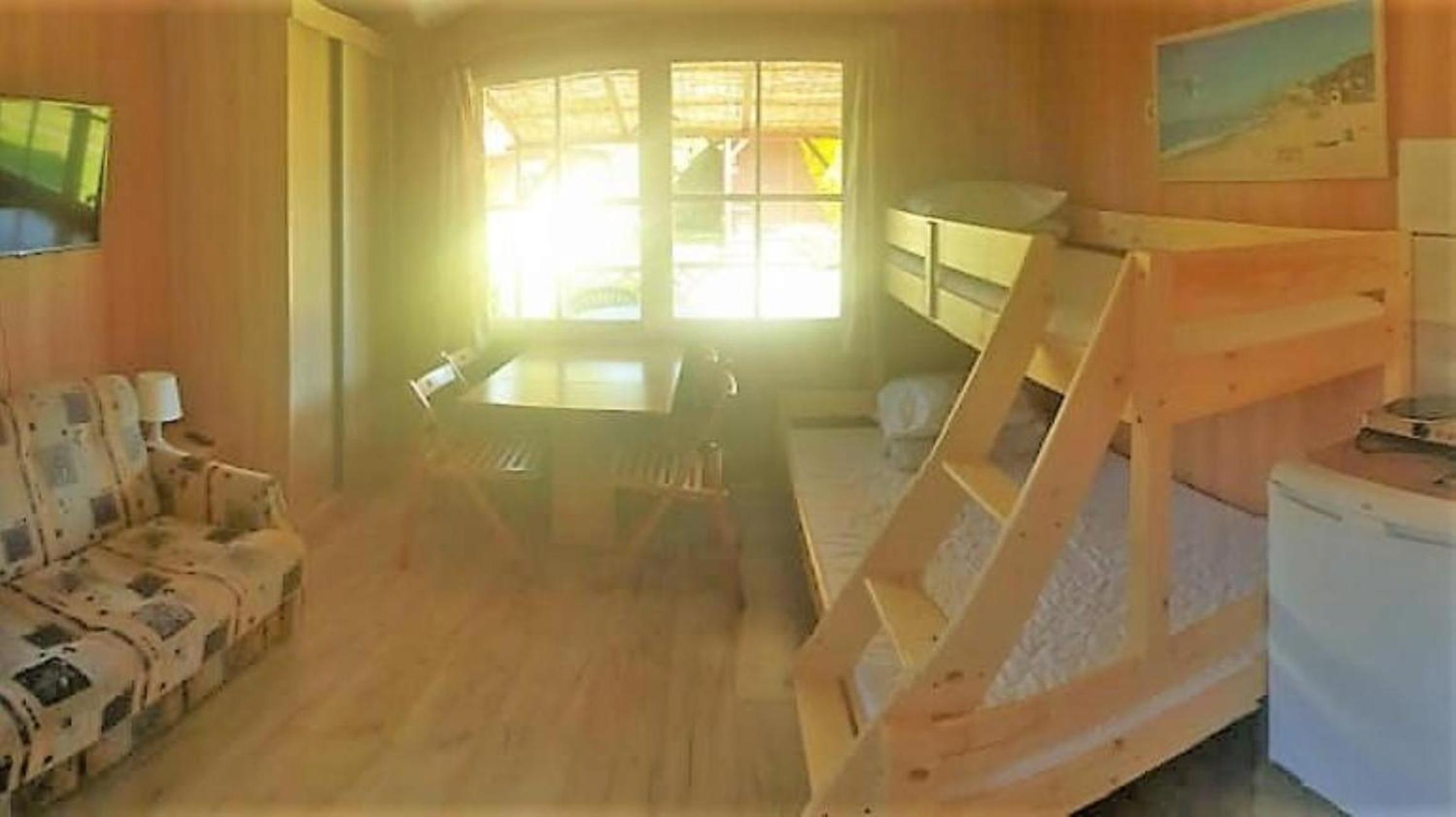 Quadruple Room with Private Bathroom photo 1