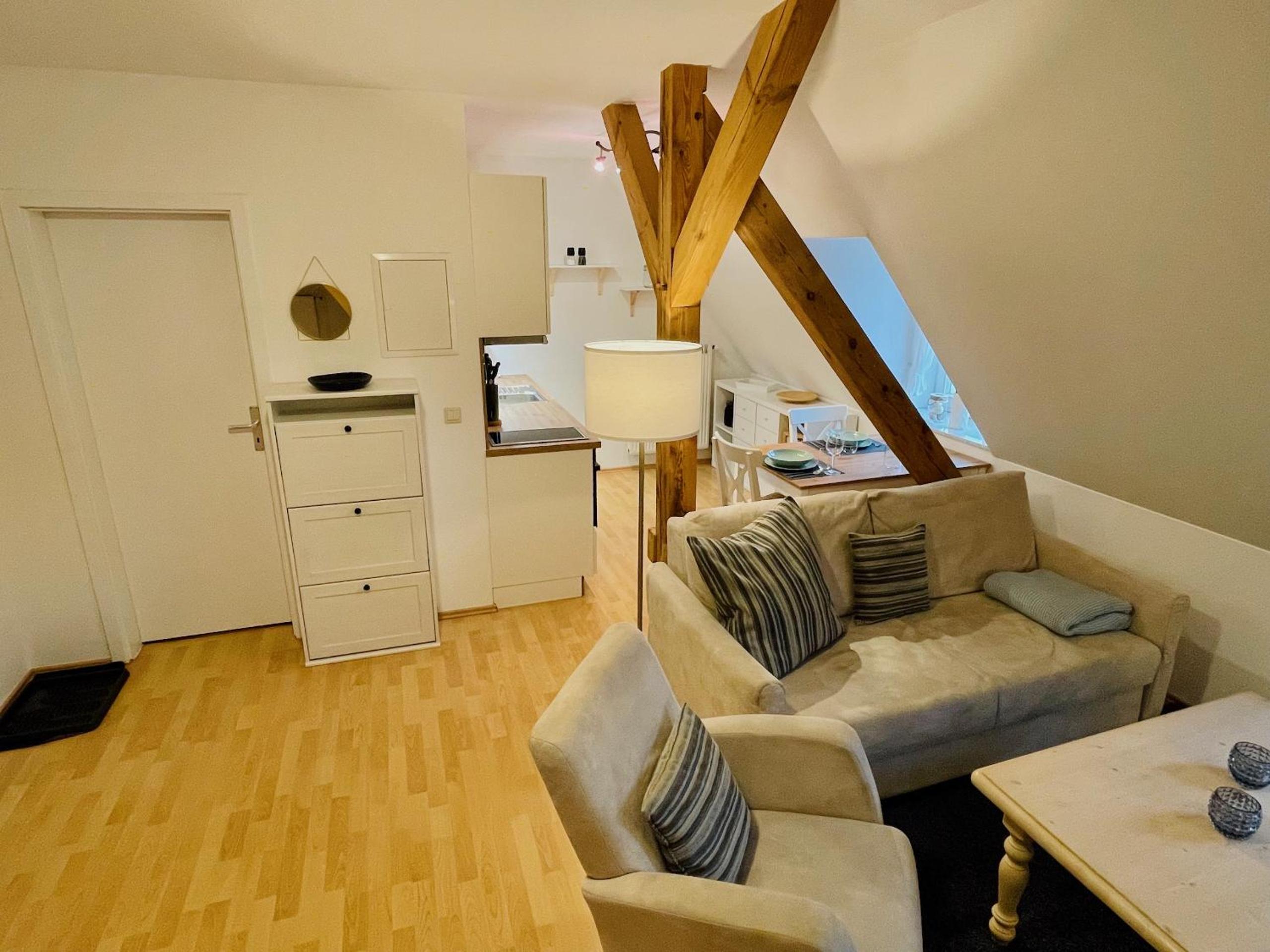 One-Bedroom Apartment photo 1