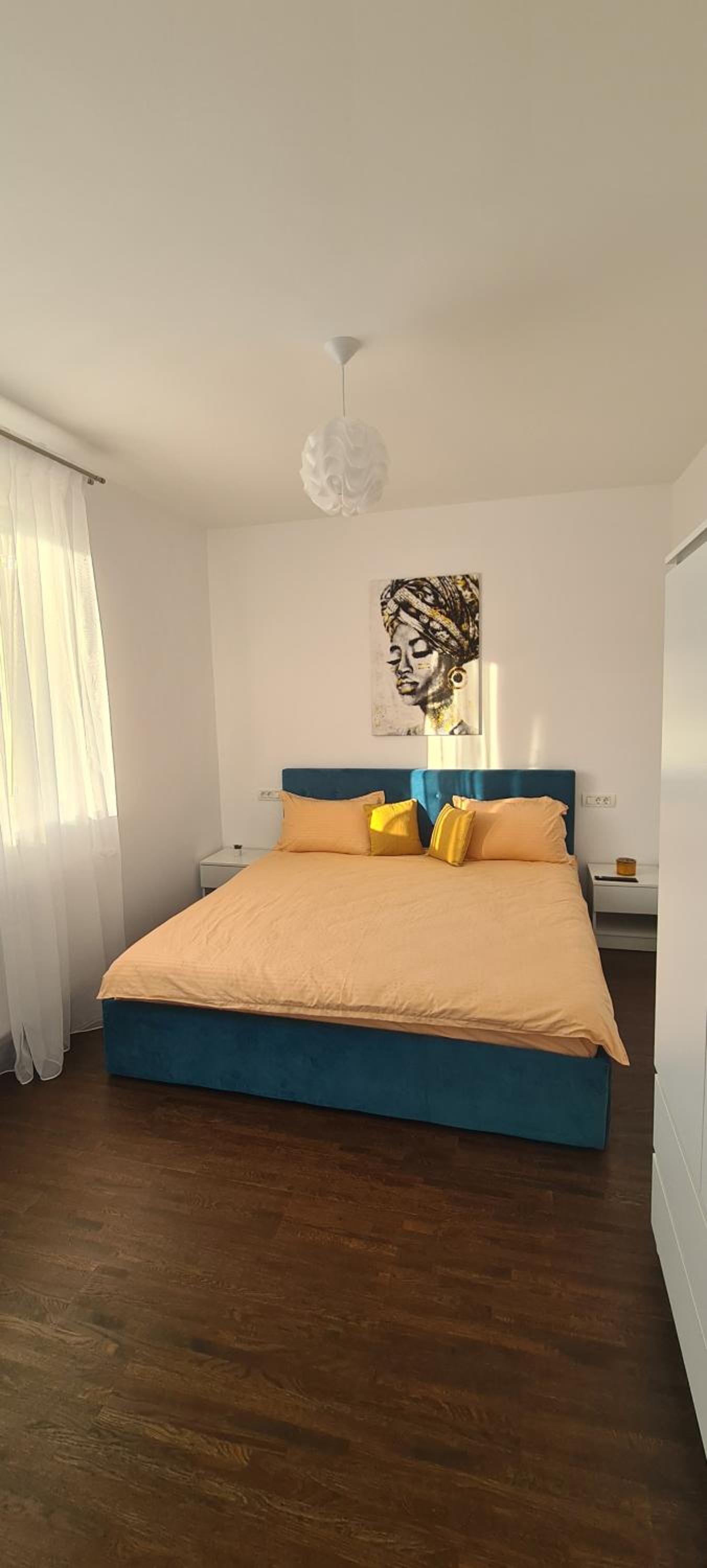 One-Bedroom Apartment - Photo 9