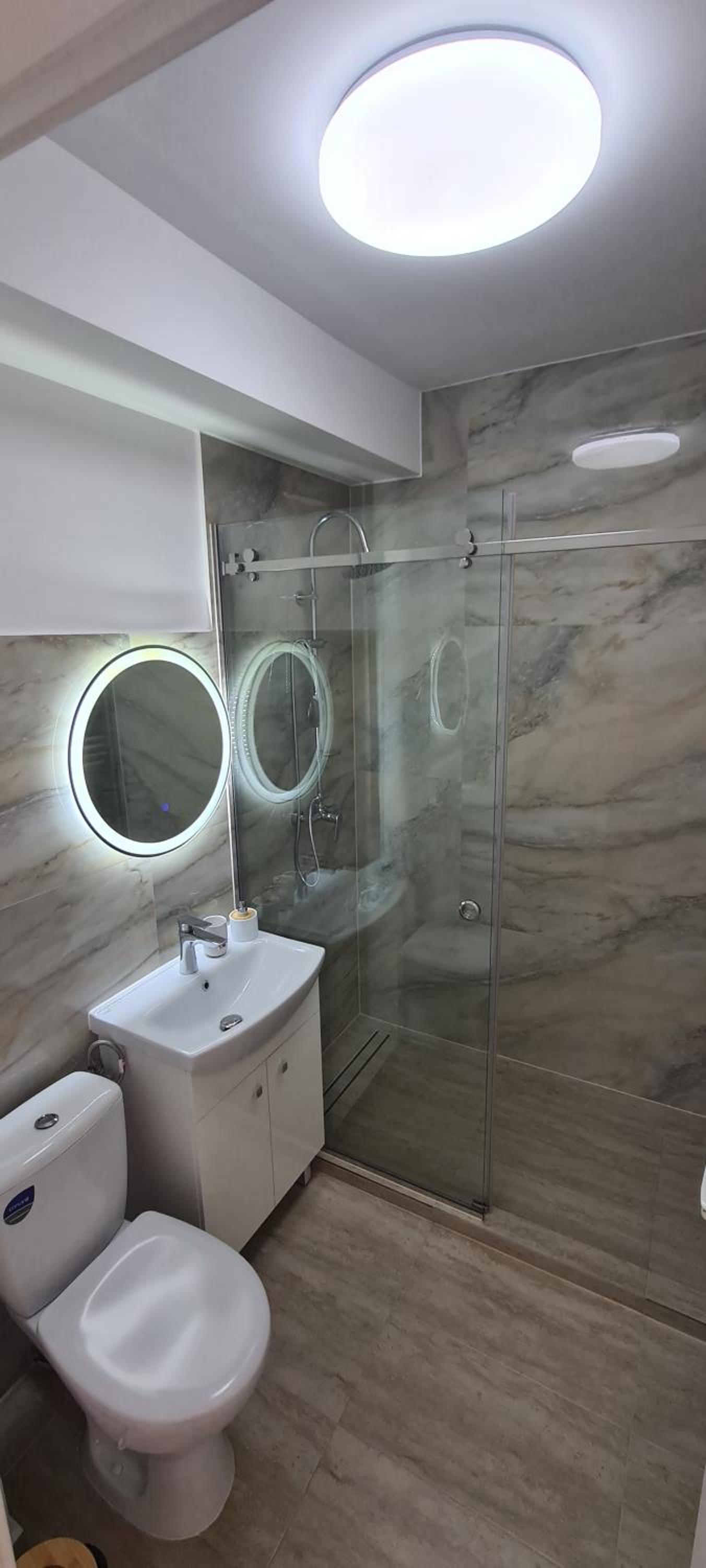 One-Bedroom Apartment - Photo 18