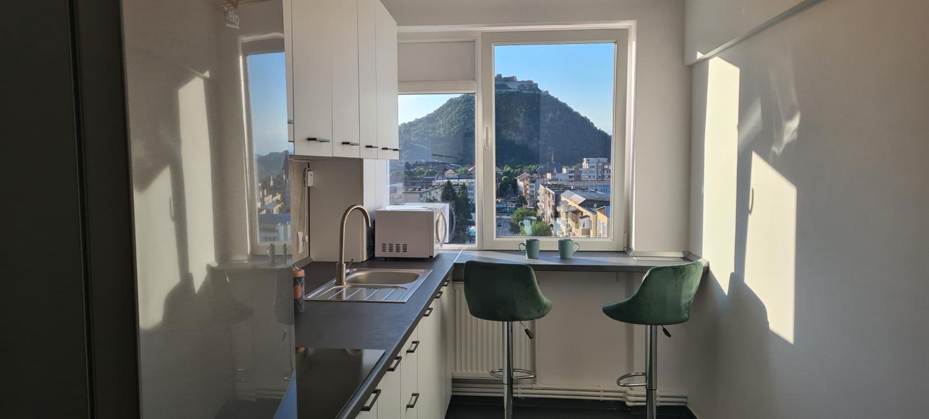 One-Bedroom Apartment - Photo 11