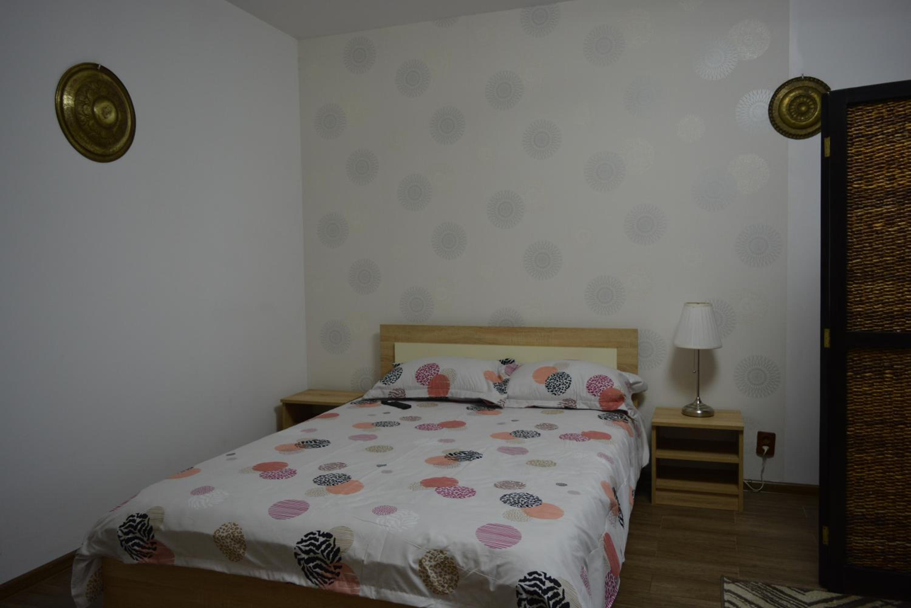 One-Bedroom Apartment - Photo 11