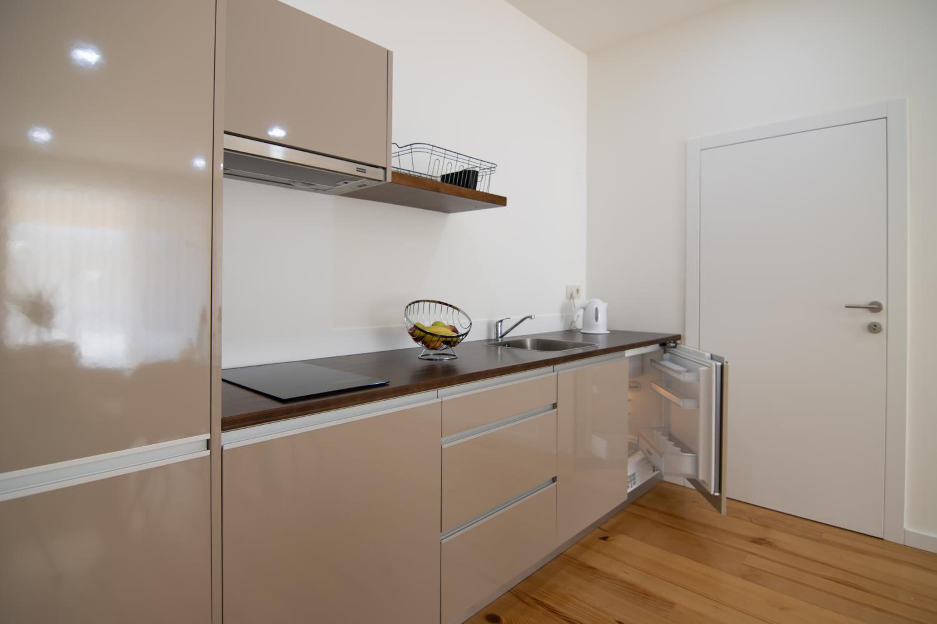 One-Bedroom Apartment - Photo 7