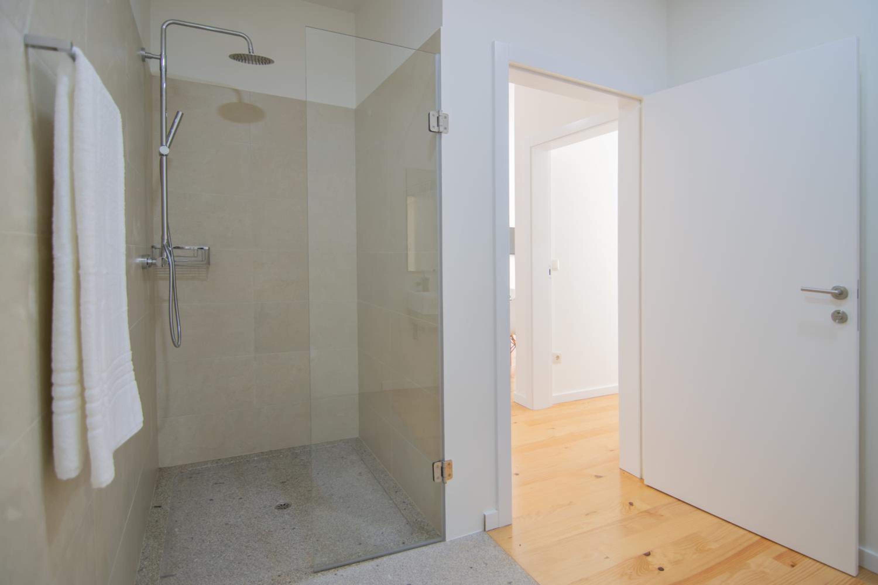One-Bedroom Apartment - Photo 5