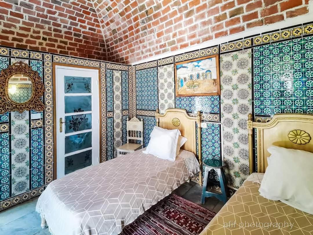 Double or Twin Room with Bathroom photo 1