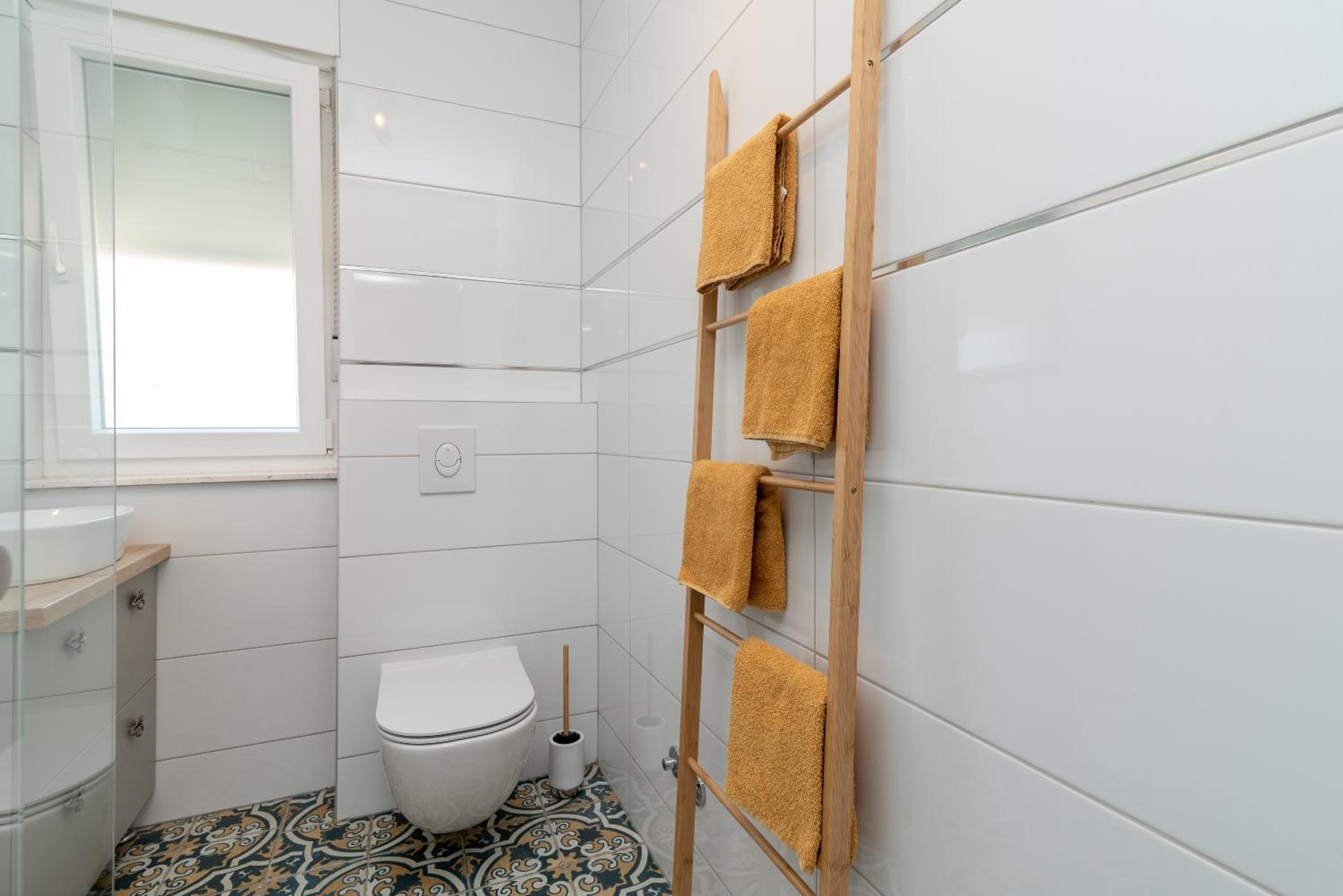 Studio Apartment - Photo 19