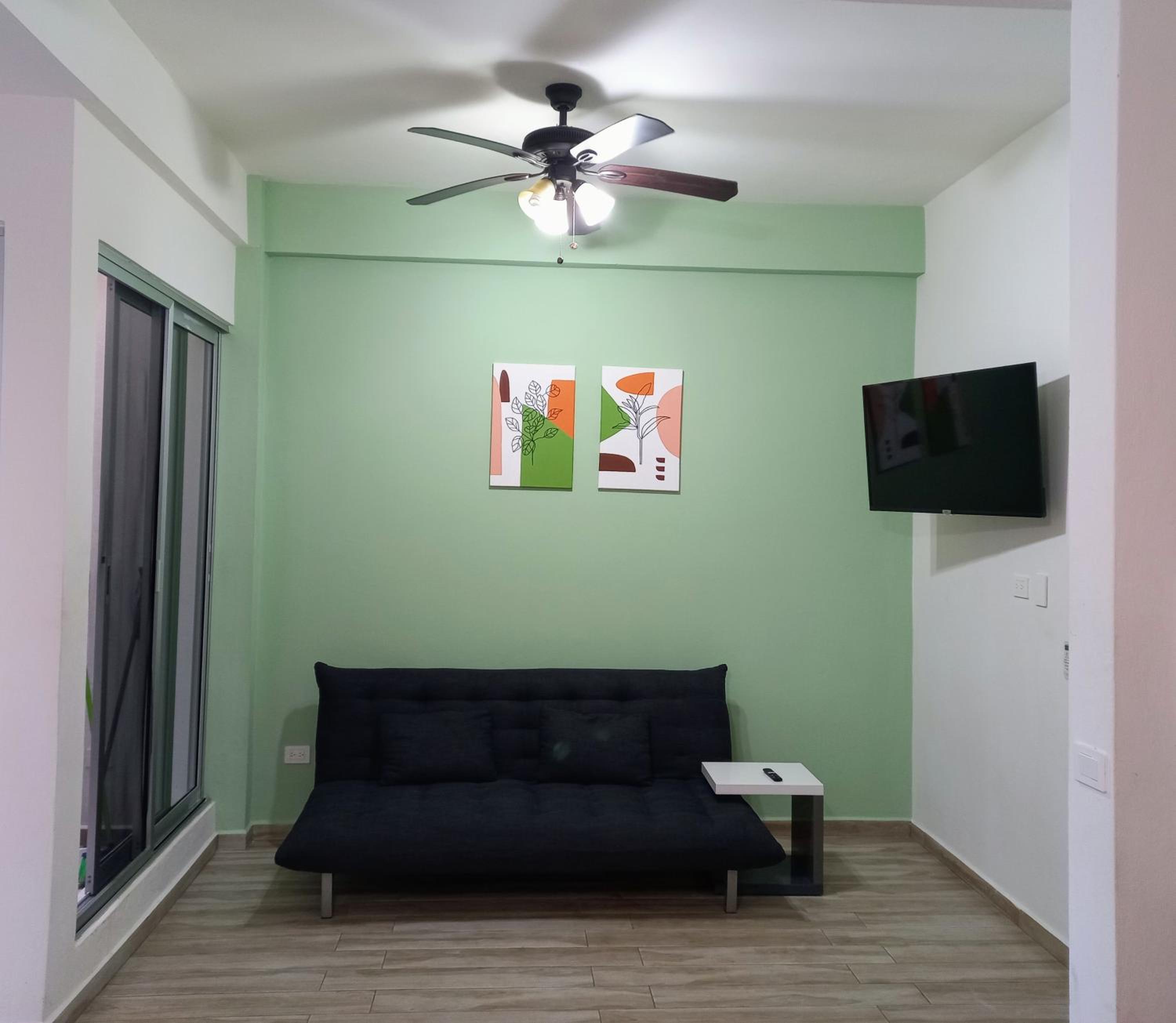 Apartment with Balcony - Photo 9