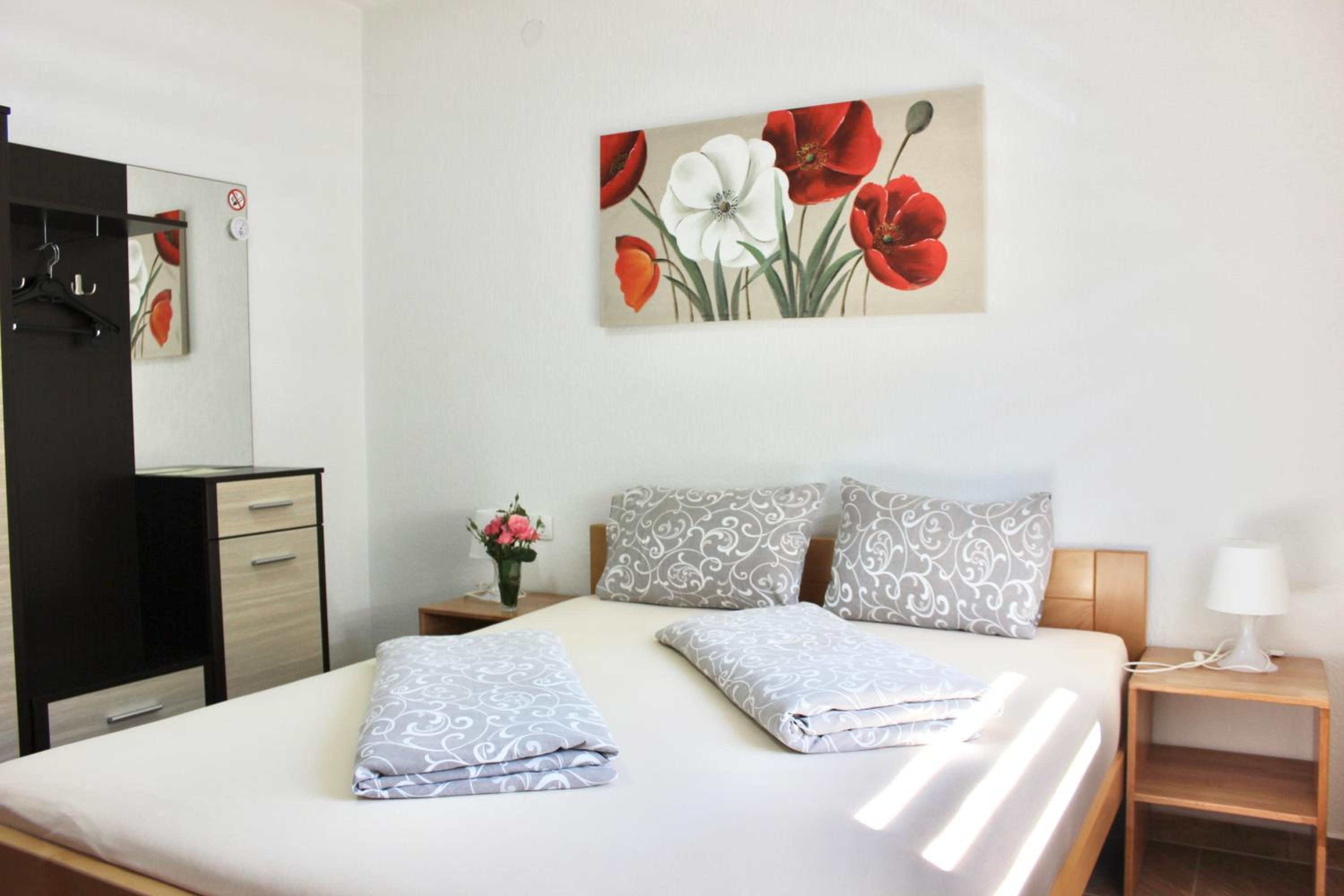 Double Room with Private Bathroom photo 2
