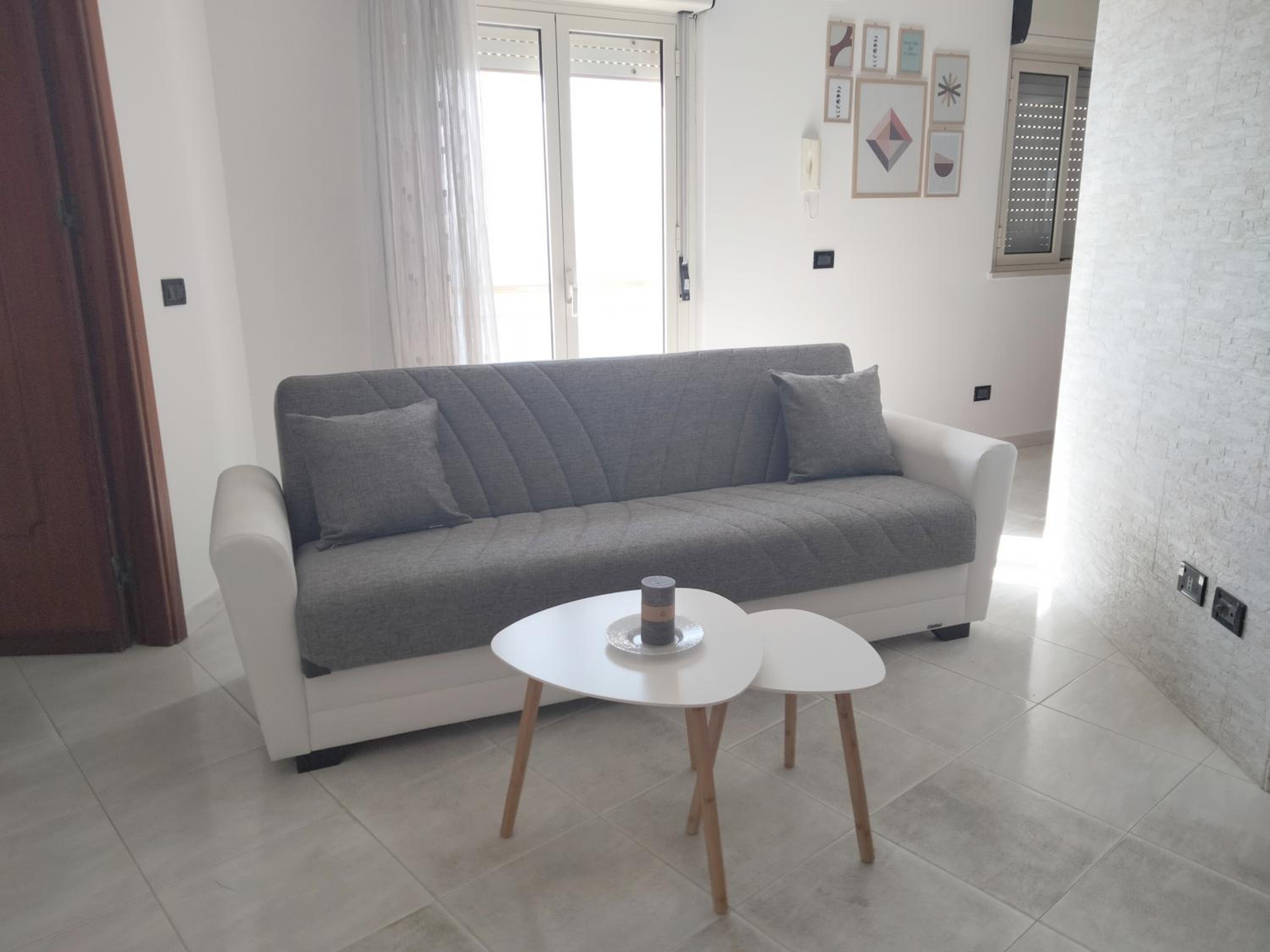 Apartment with Sea View - 2 - Photo 9
