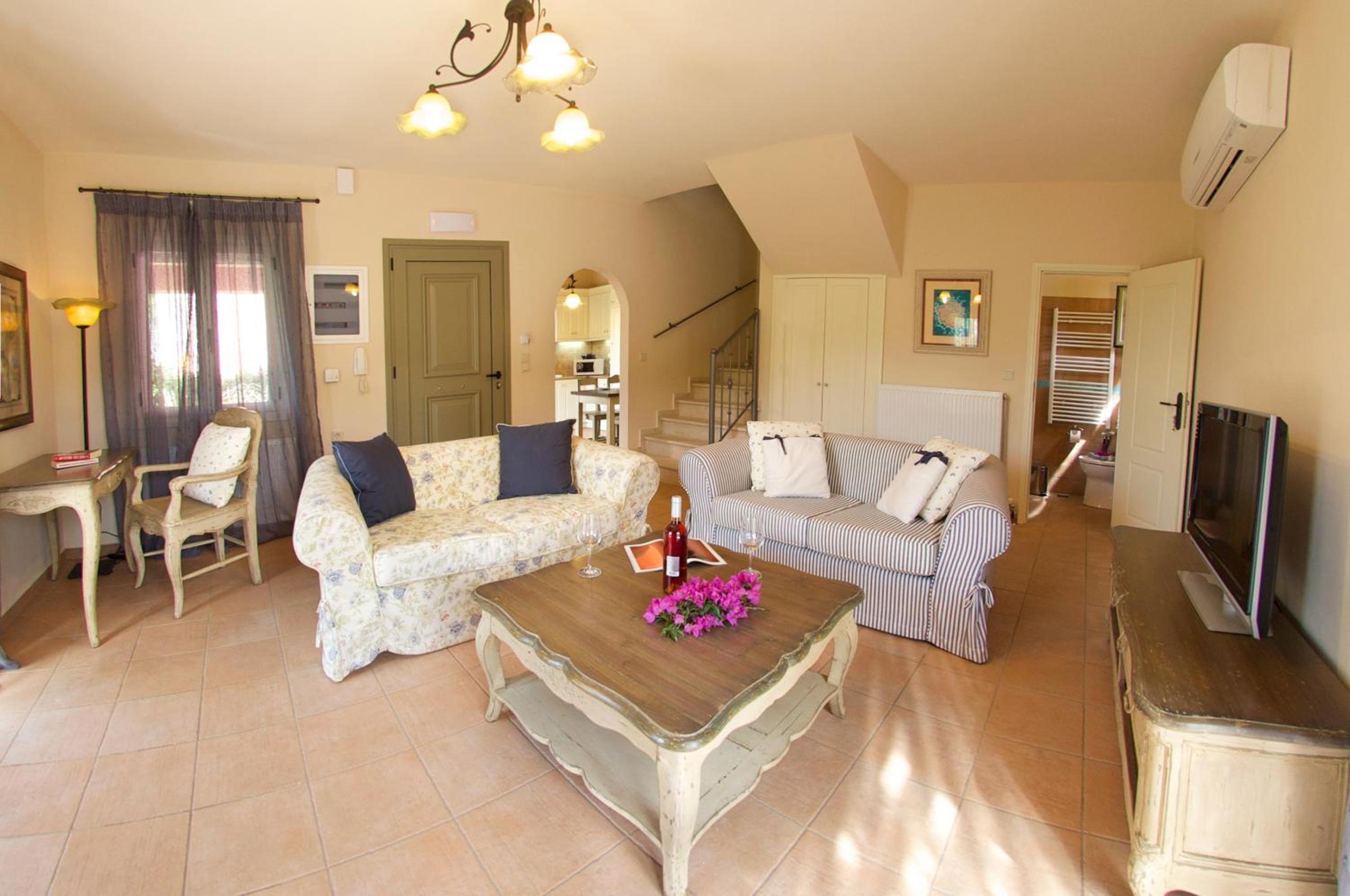 Two-Bedroom Villa (no pool) photo 3