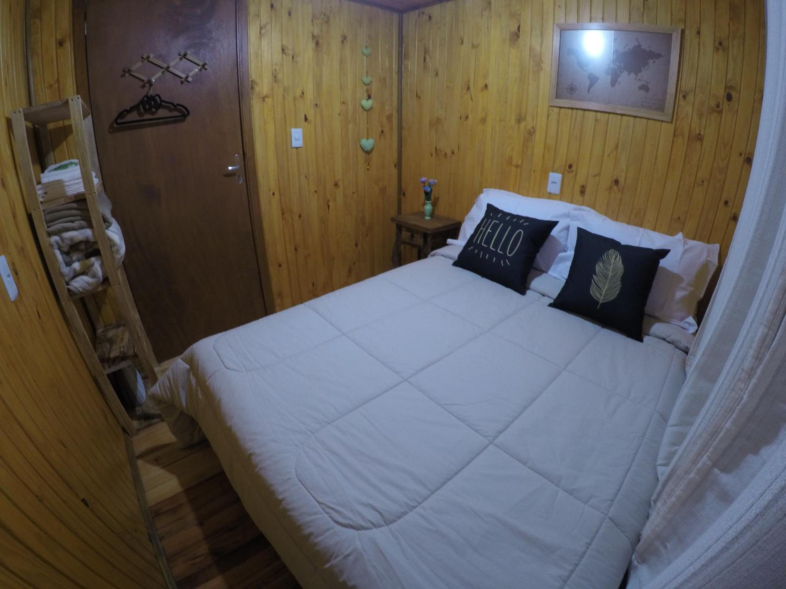 Three-Bedroom House photo 3