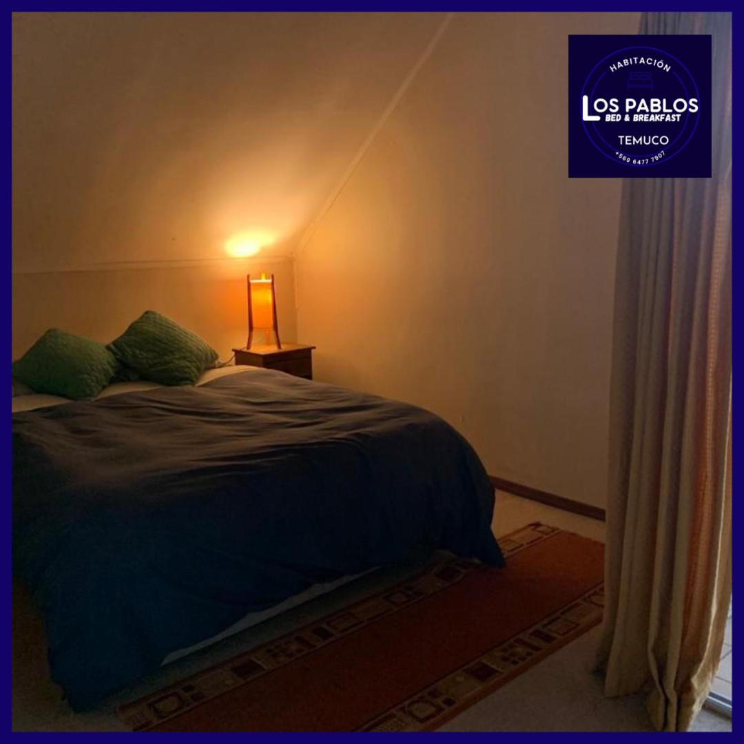 Double Room with Shared Bathroom photo 1