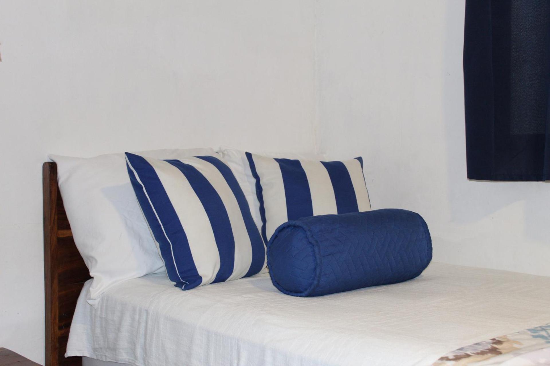 Standard Twin Room with Shared Bathroom photo 3