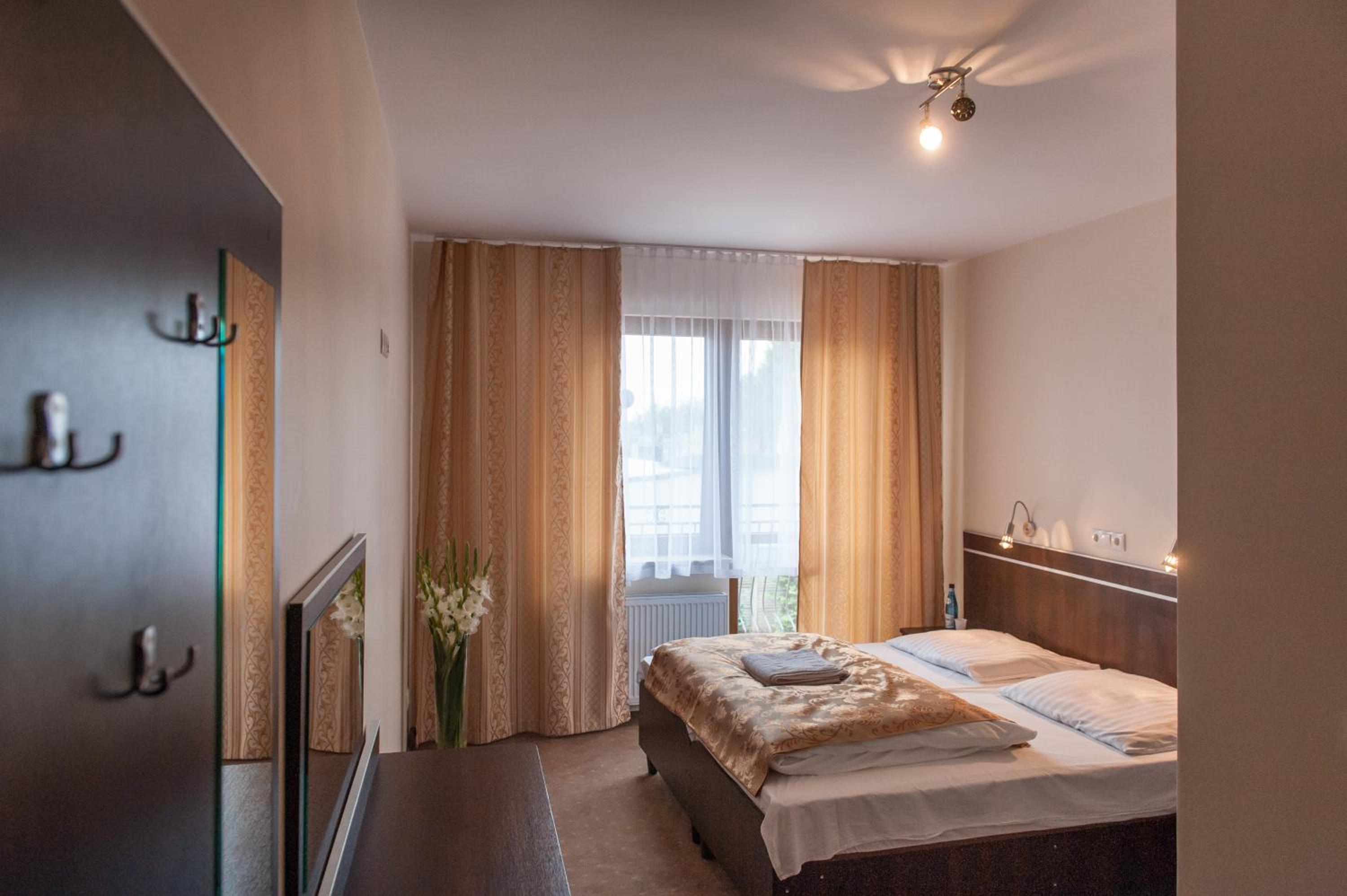 Comfort Double or Twin Room - Photo 1