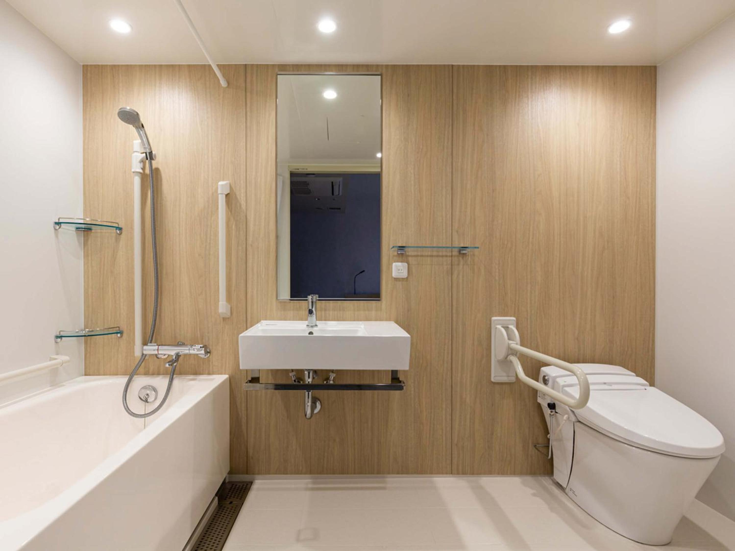 Twin Room - Disability Access photo 2