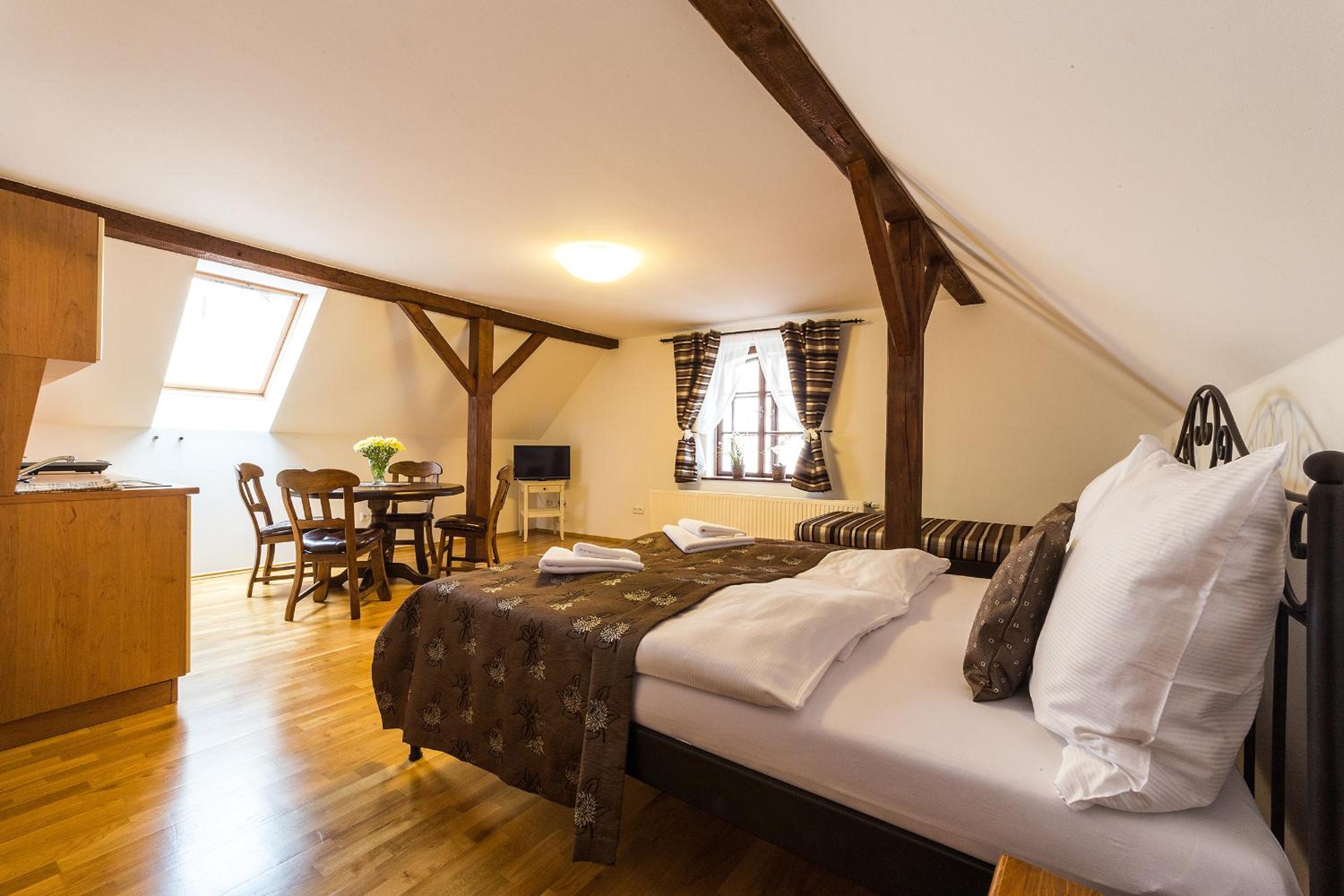 Comfort Apartment - Attic photo 1