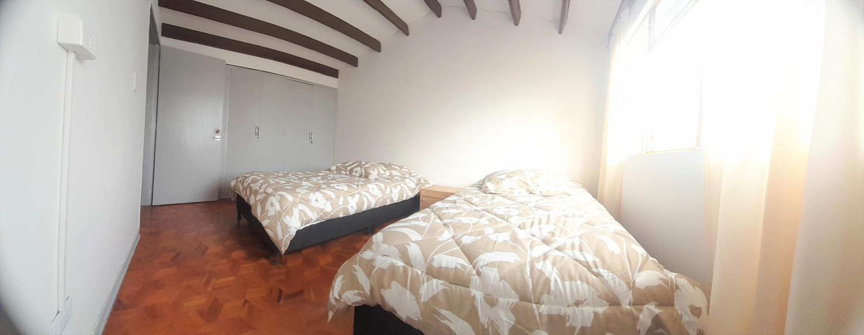 Basic Triple Room with Shared Bathroom
