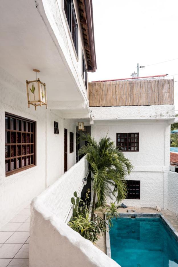 Double or Twin Room with Pool View photo 2
