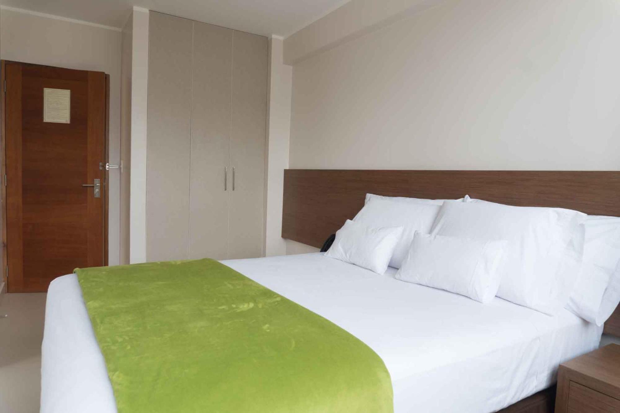 Deluxe Suite with Spa Bath photo 1