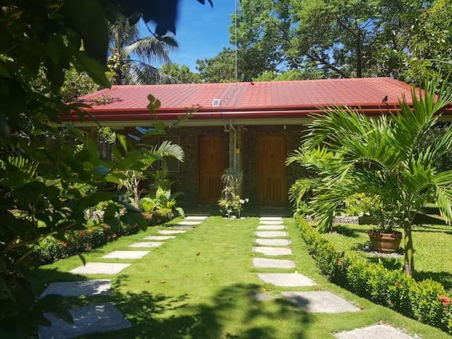 One-Bedroom House photo 3