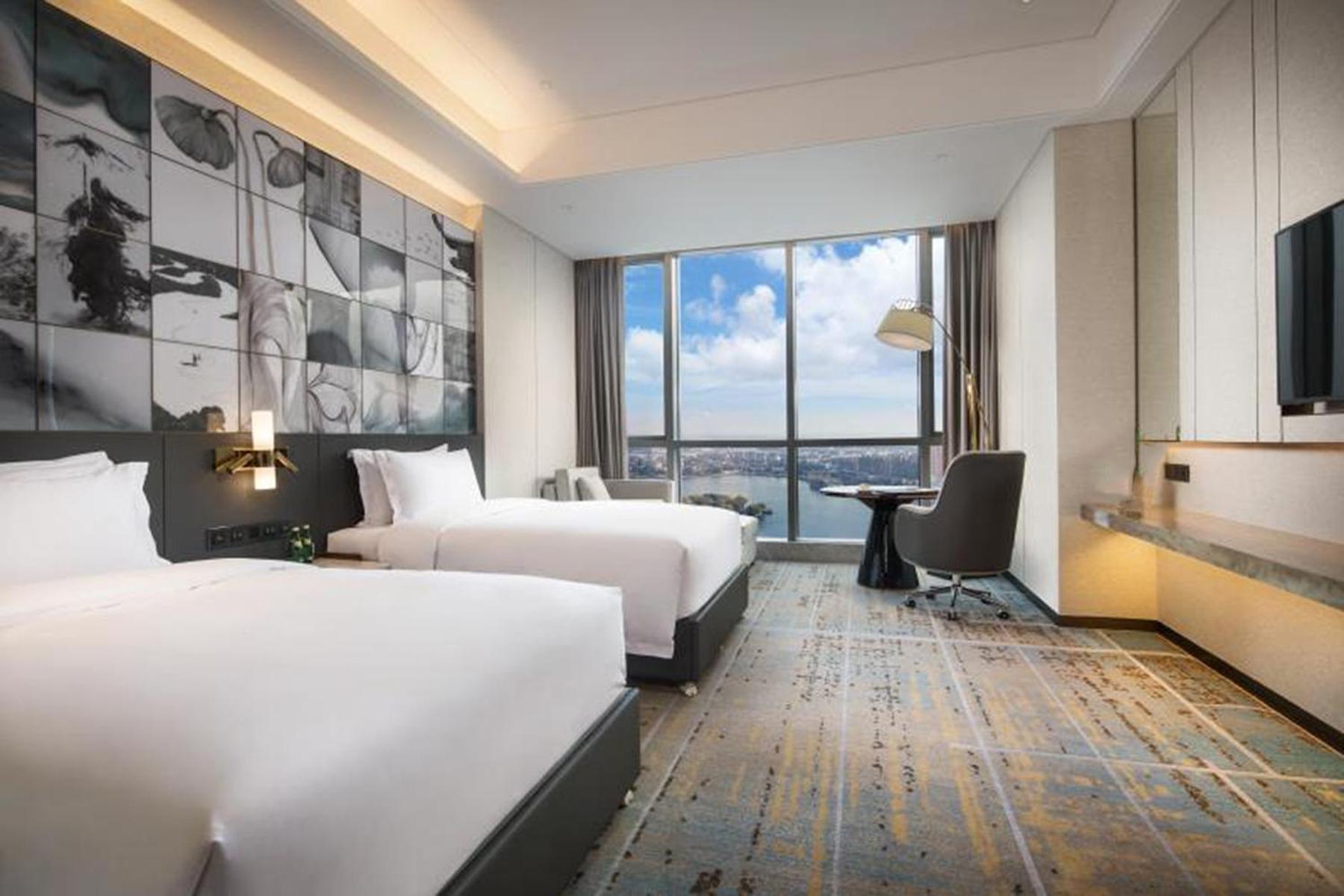 Twin Room with Lake View