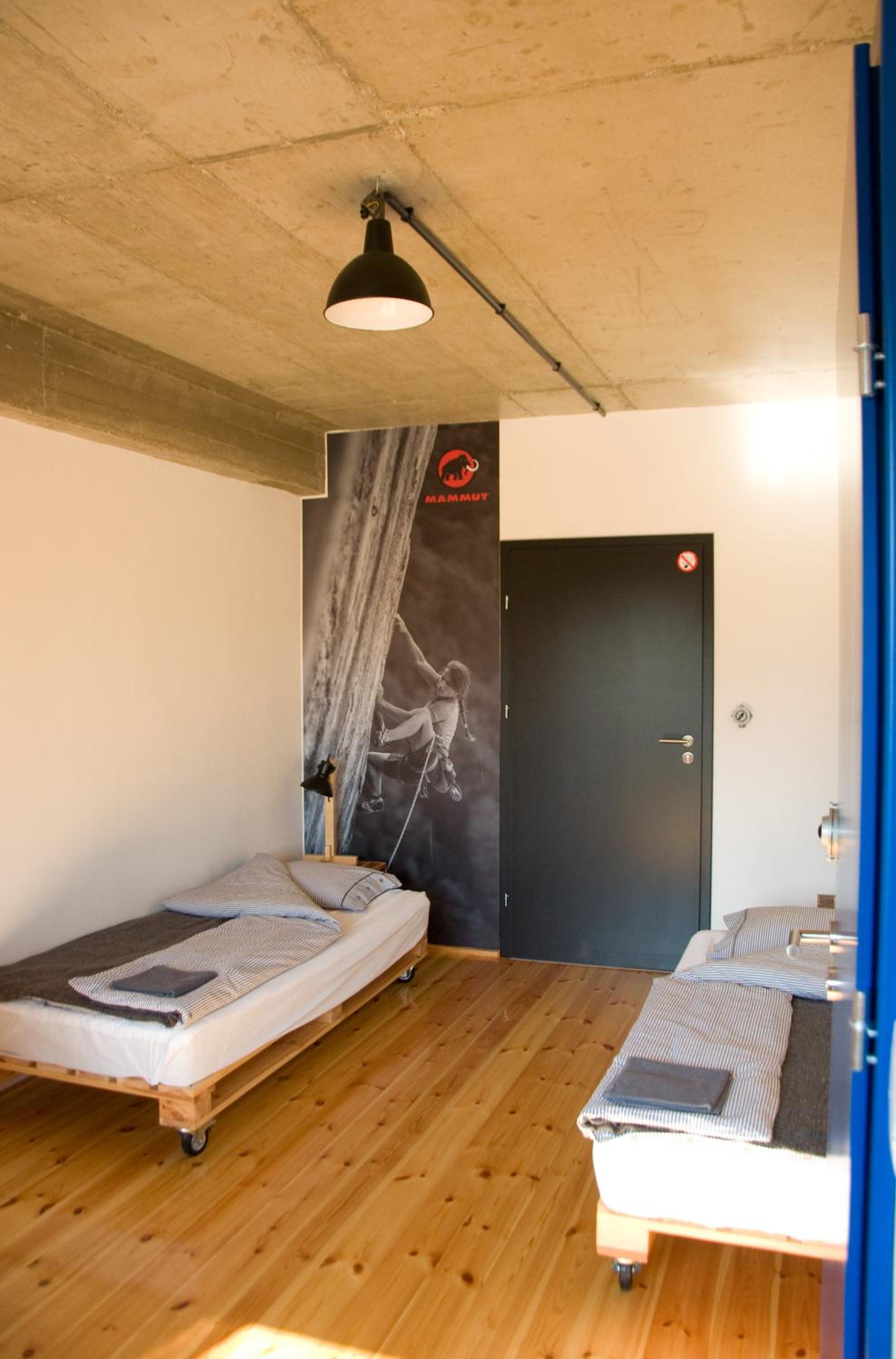 Double Room with Private Bathroom photo 2