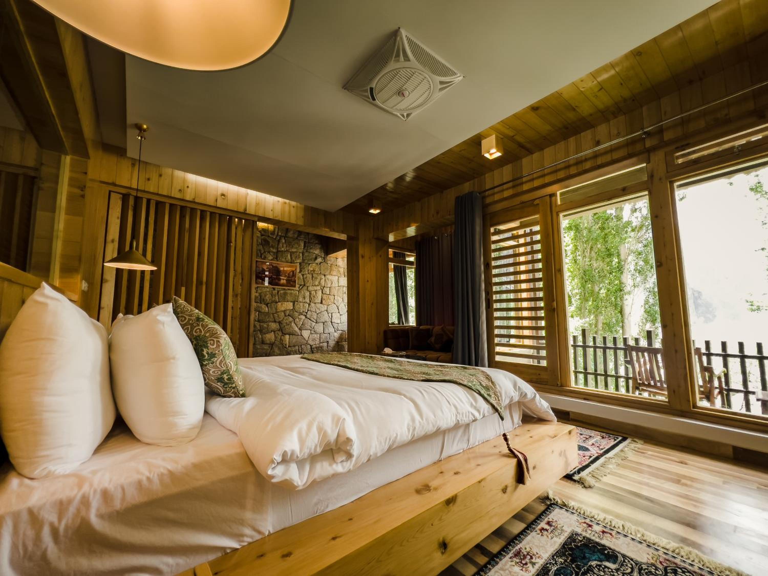 Junior Suite with Balcony photo 2