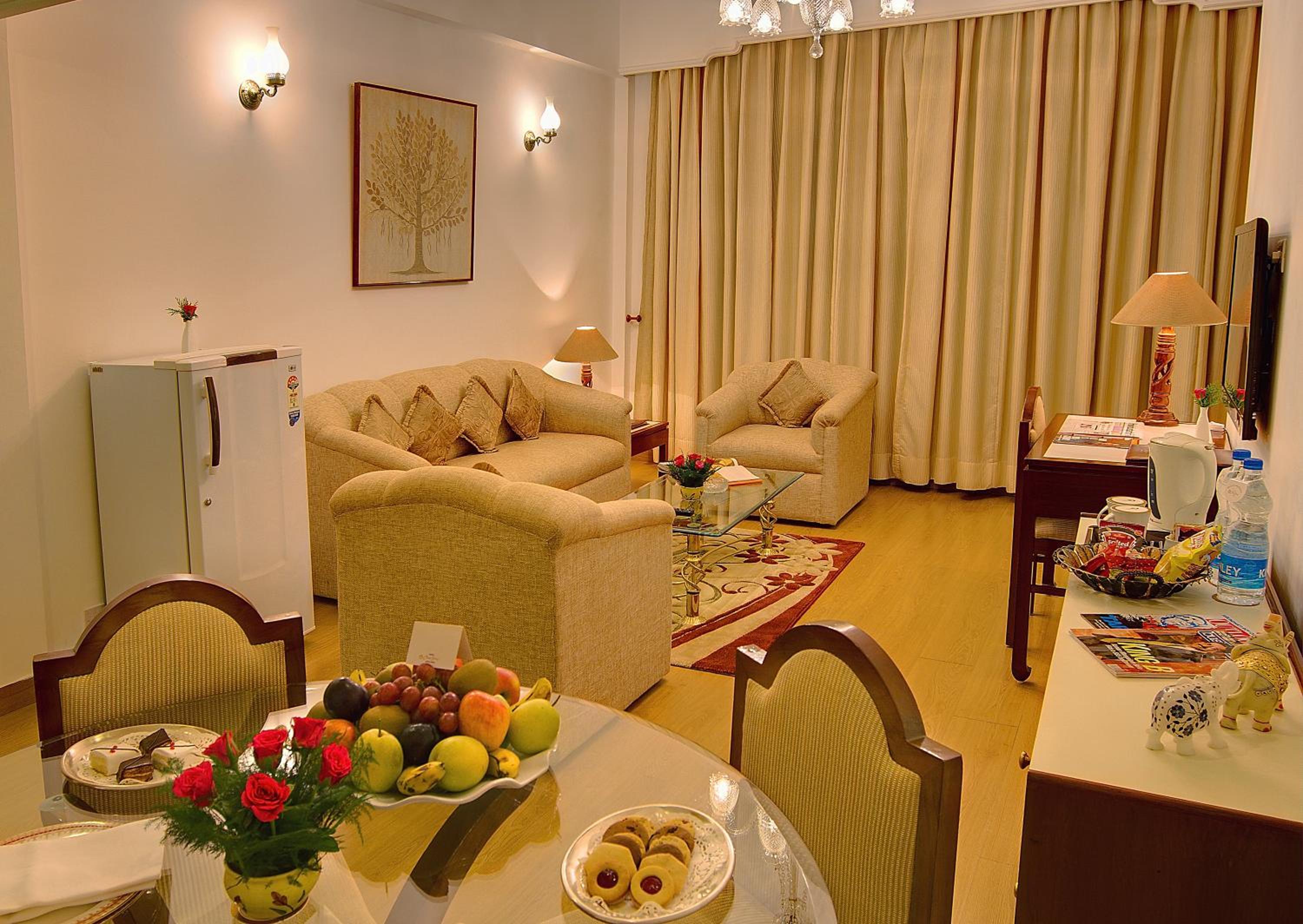 Suite with 20% discount on food photo 1