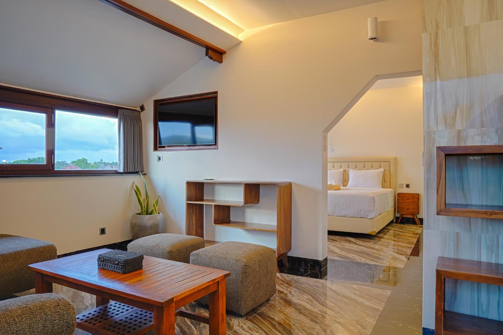 Deluxe Suite - Photo 1