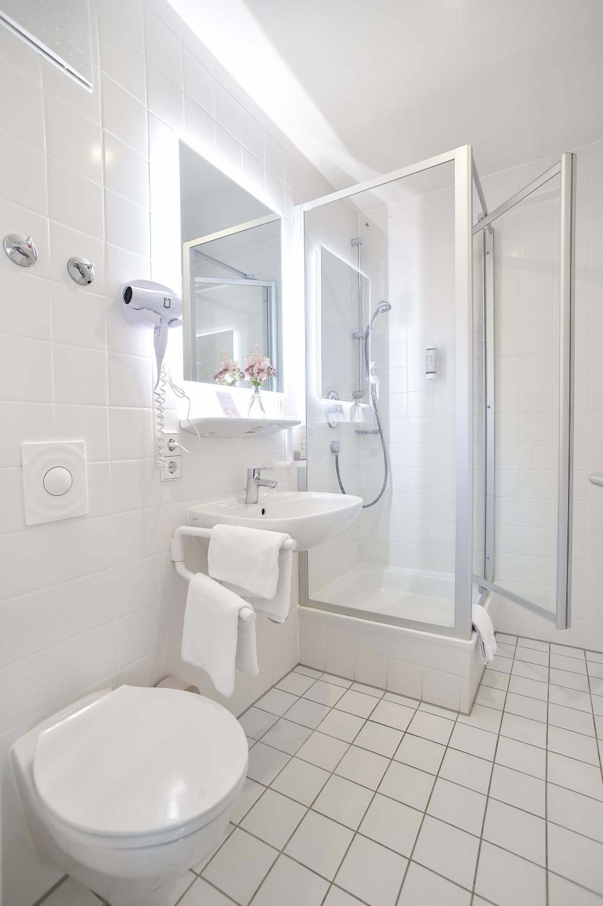 Superior suite with View - Photo 10
