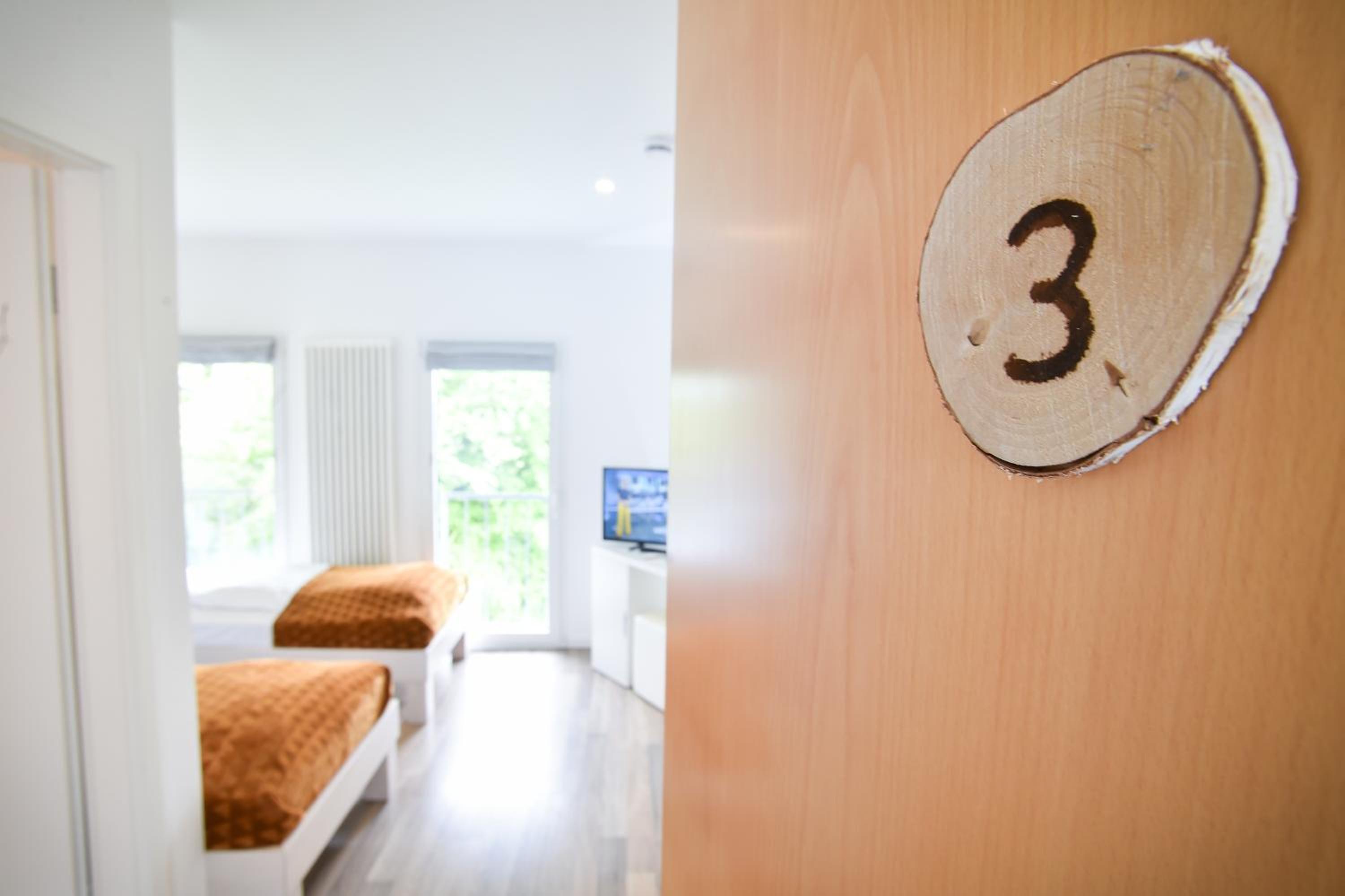 Double or Twin Room with View - Photo 9