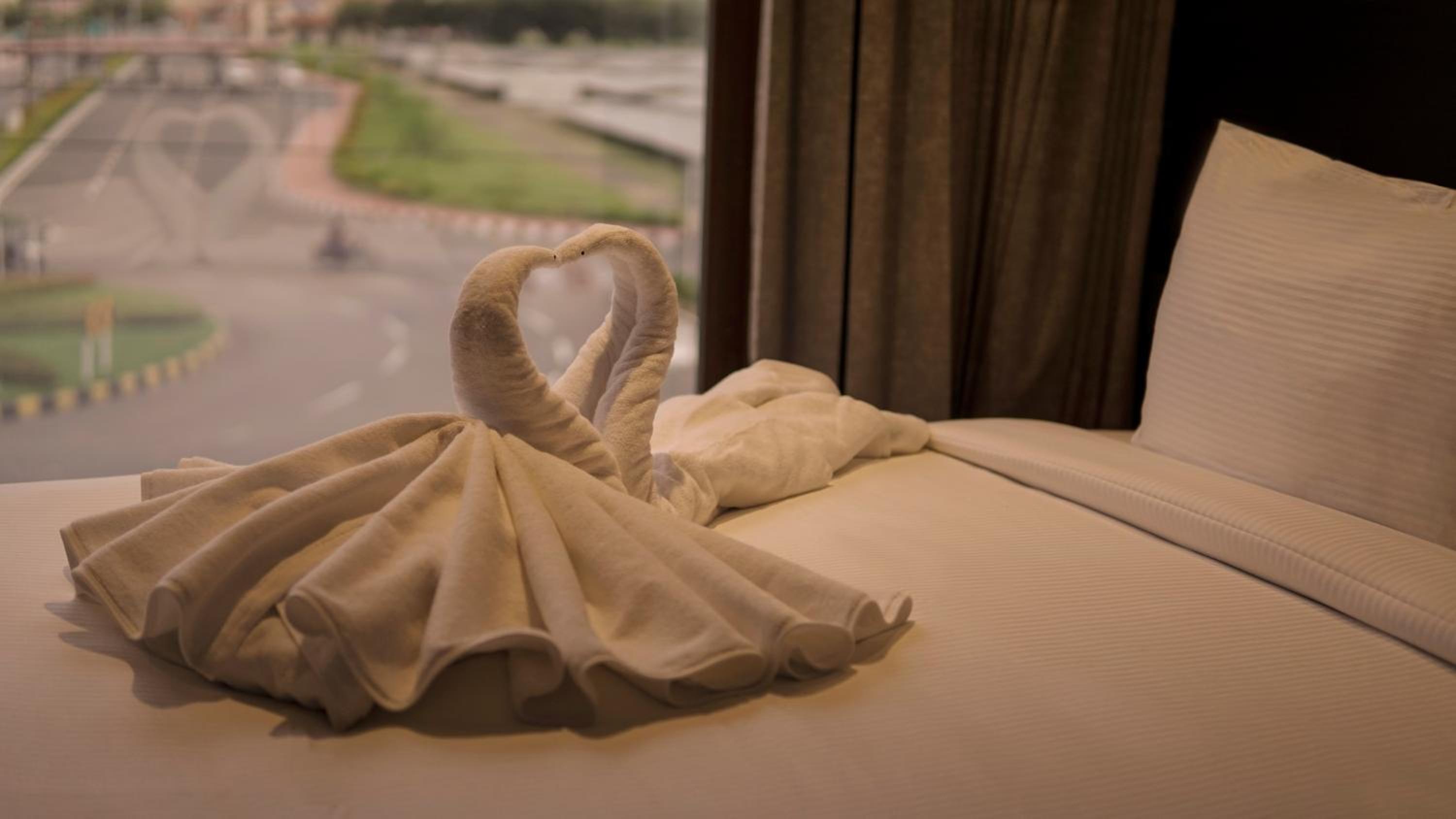 Deluxe King Room - Photo 1