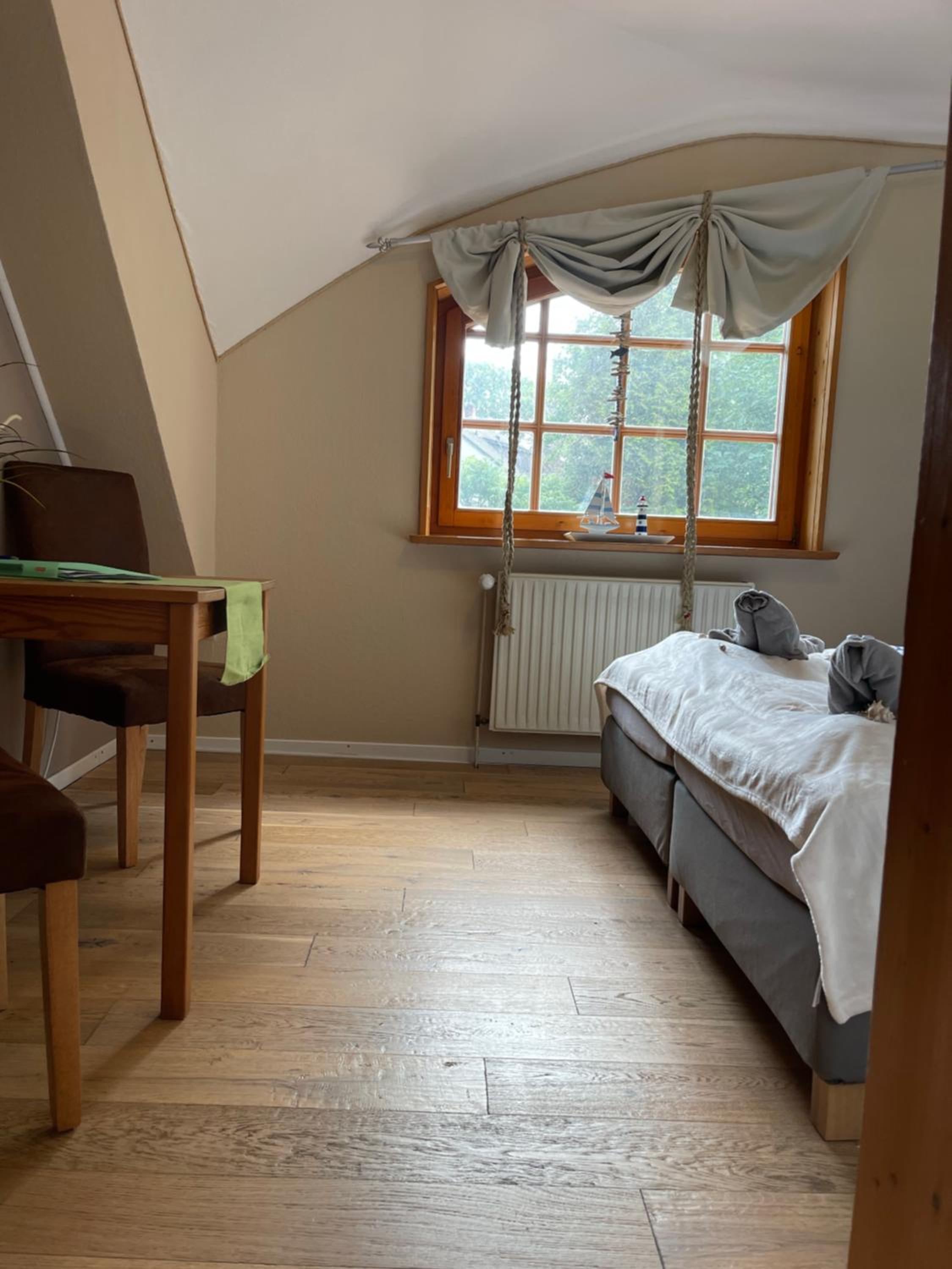 Double Room with Private Bathroom - Photo 1