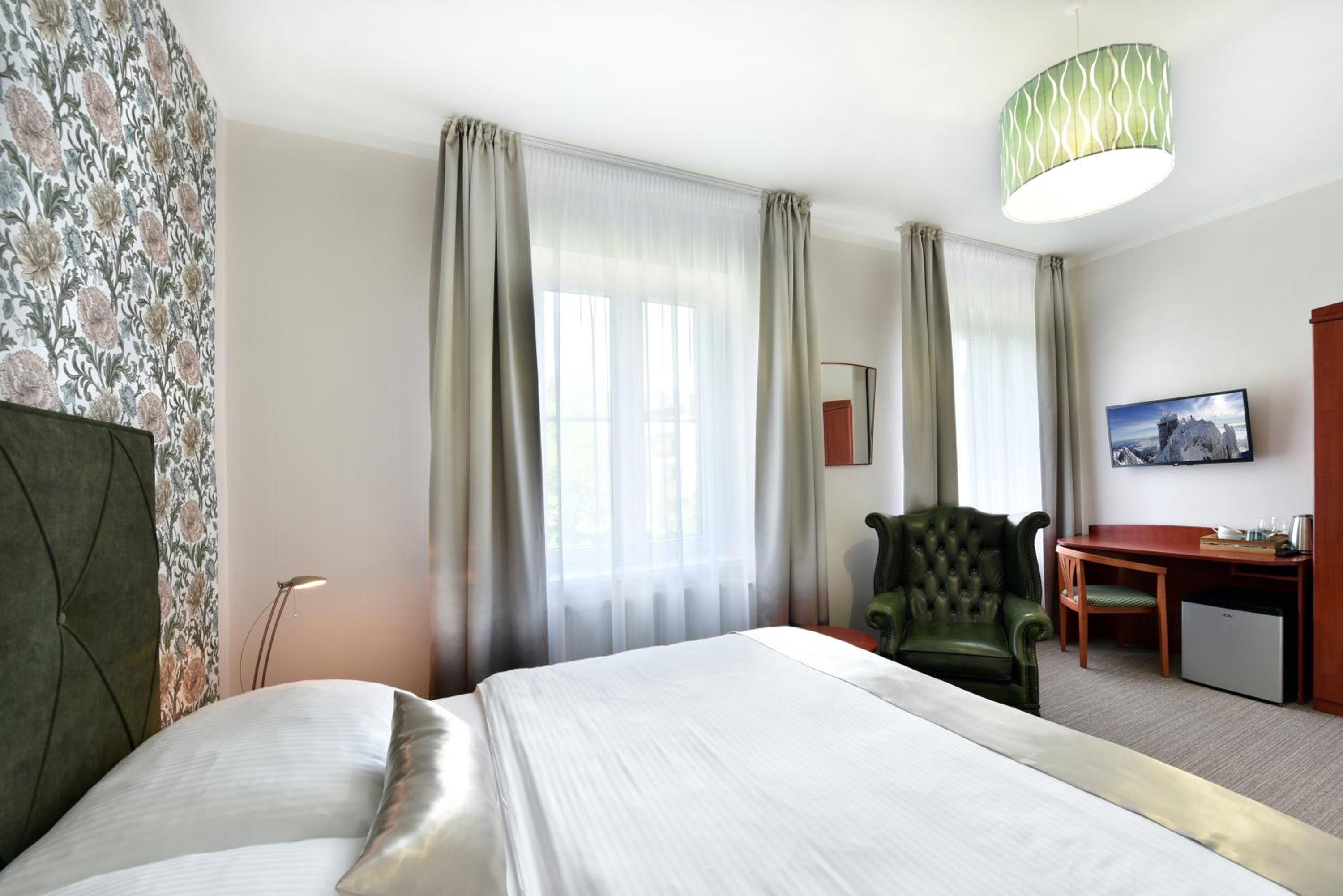Standard Double Room - Photo 6