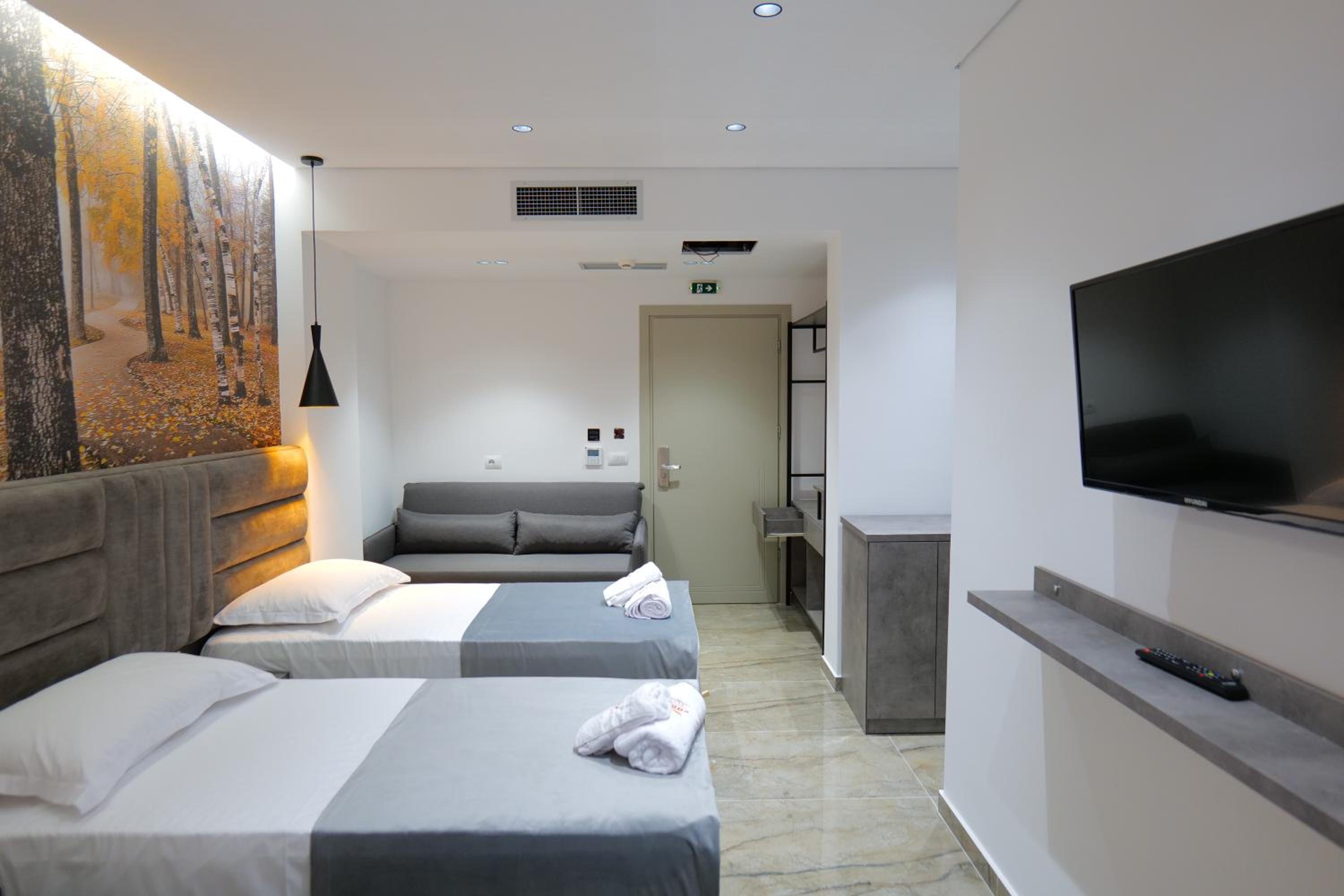 Quadruple Room photo 3