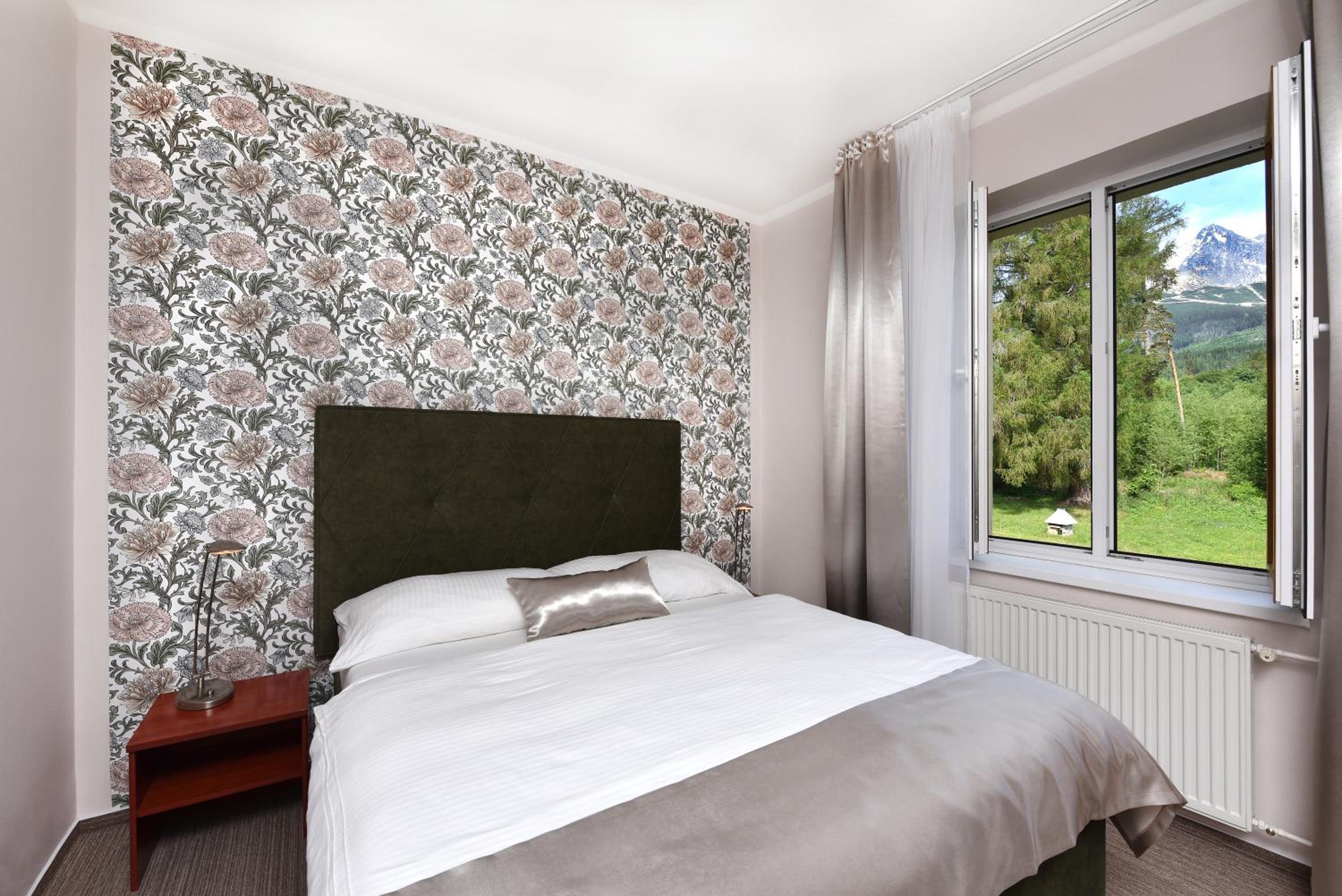 Standard Double Room - Photo 7