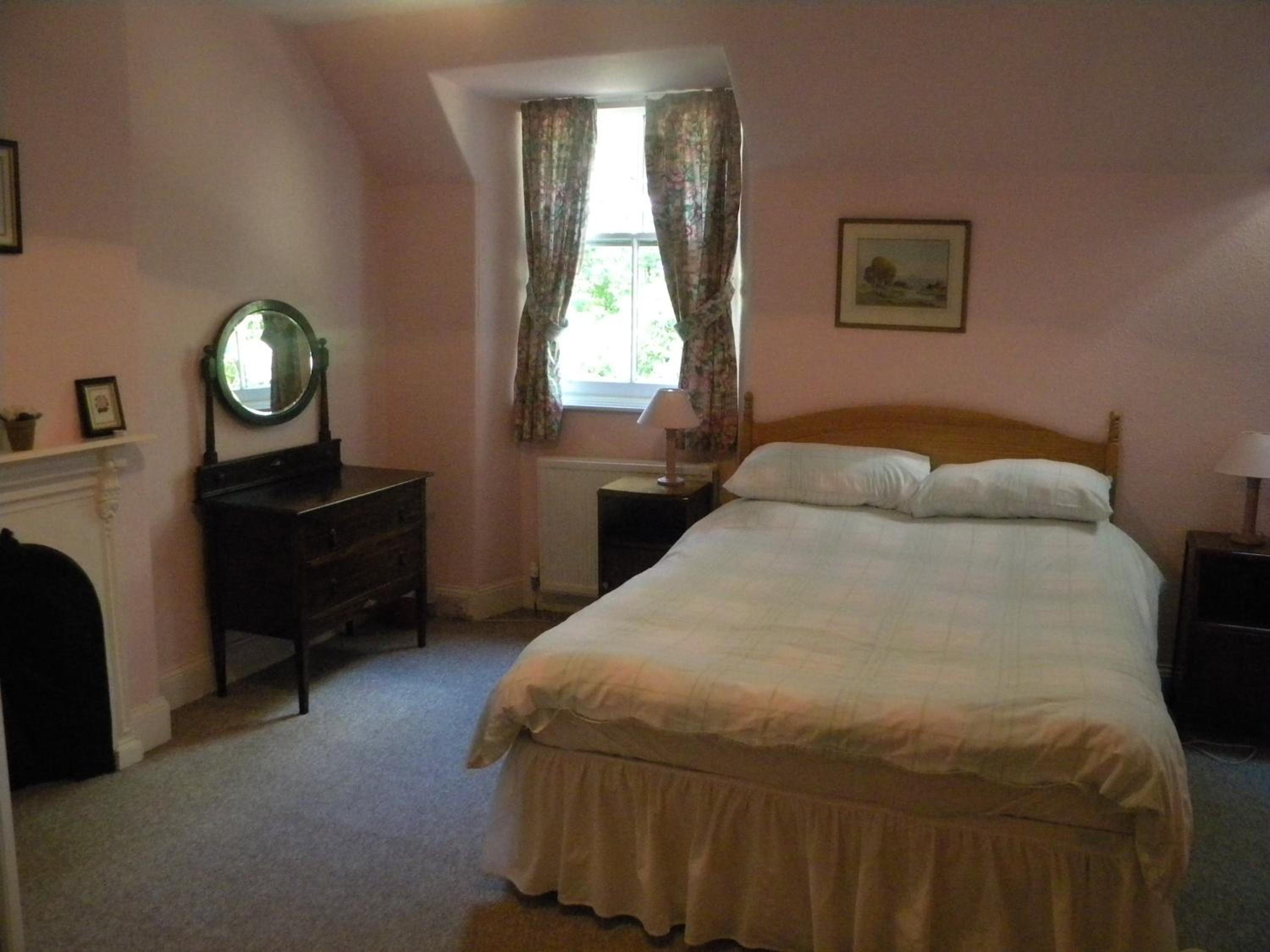 South Lodge  photo 1