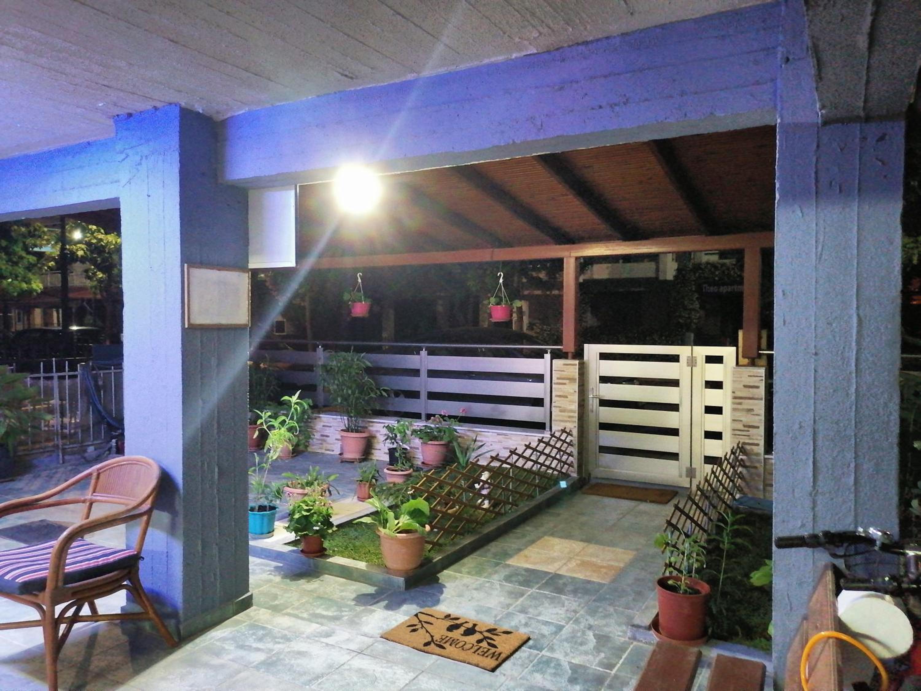 Two-Bedroom House photo 3