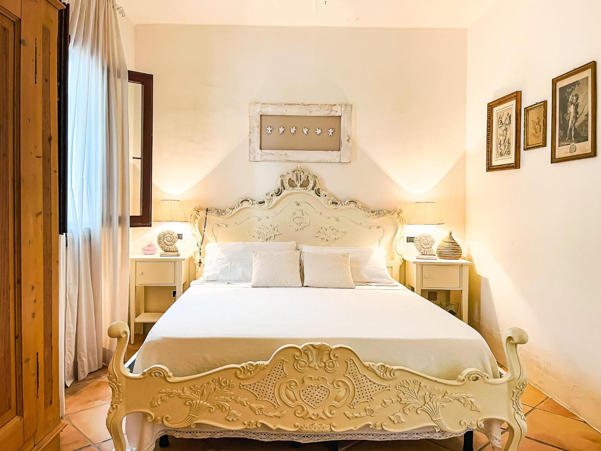 One-Bedroom House photo 1