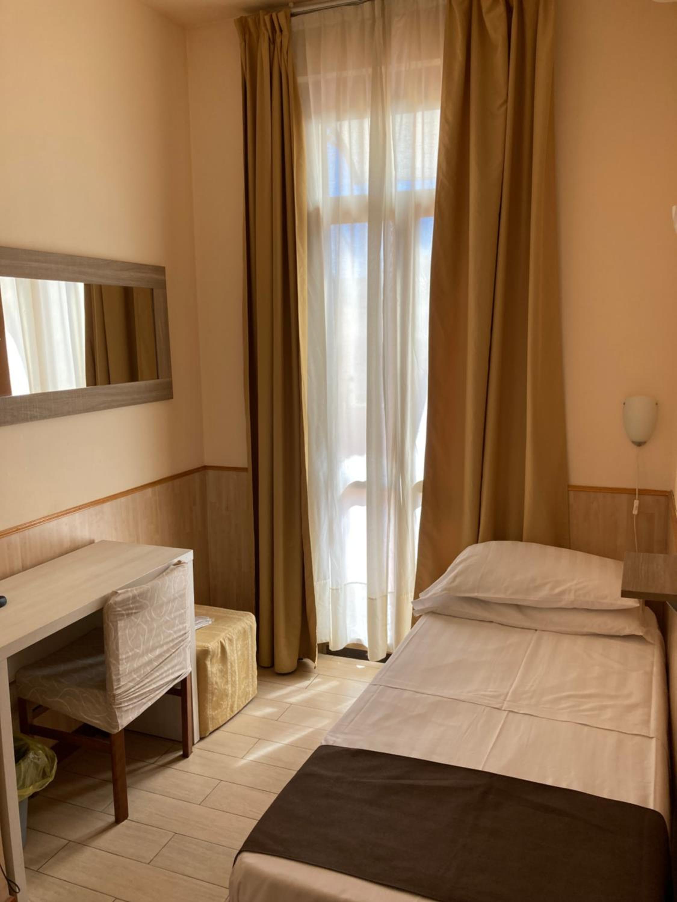 Economy Single Room