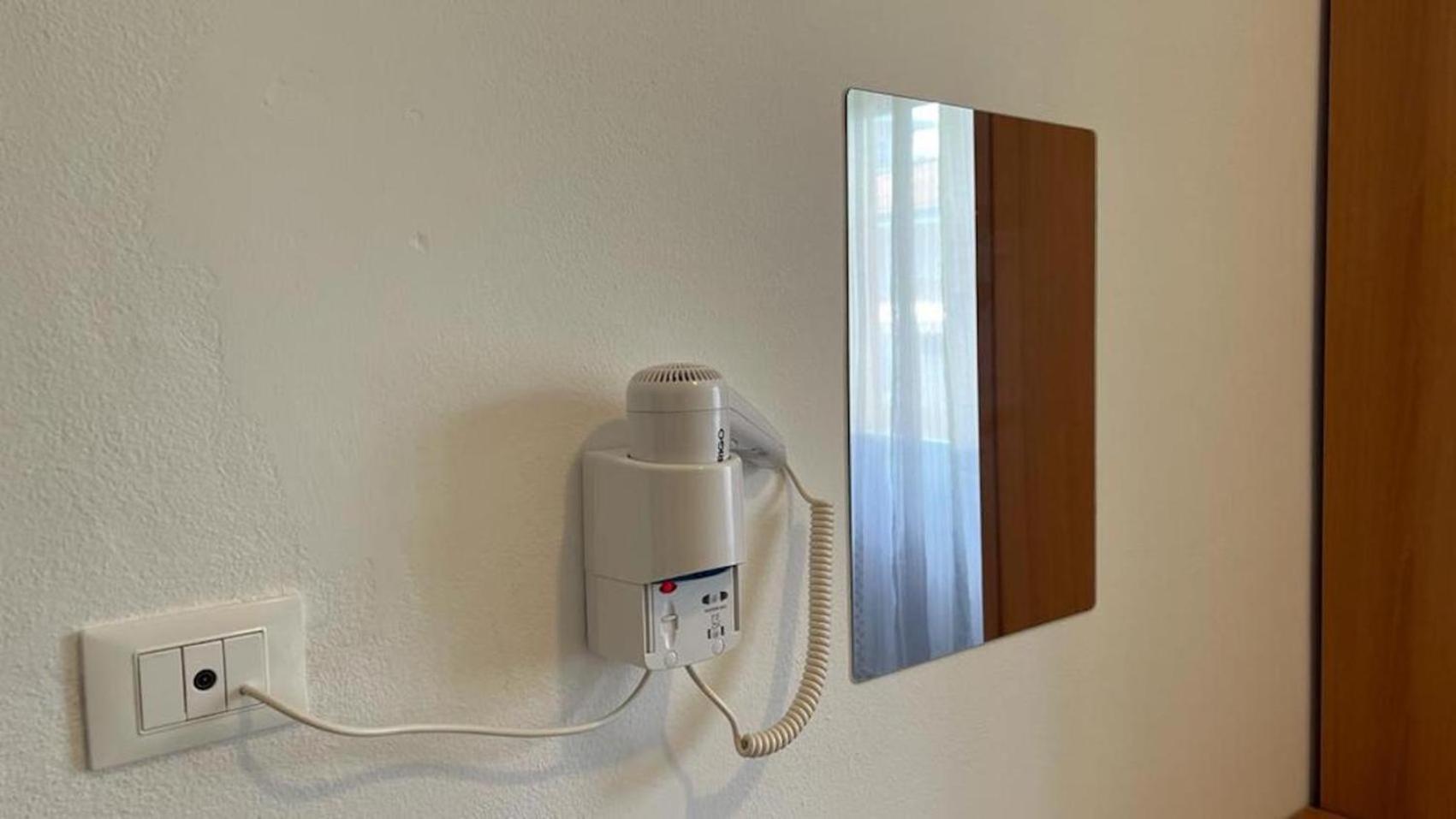 Budget Double Or Twin Room photo 2