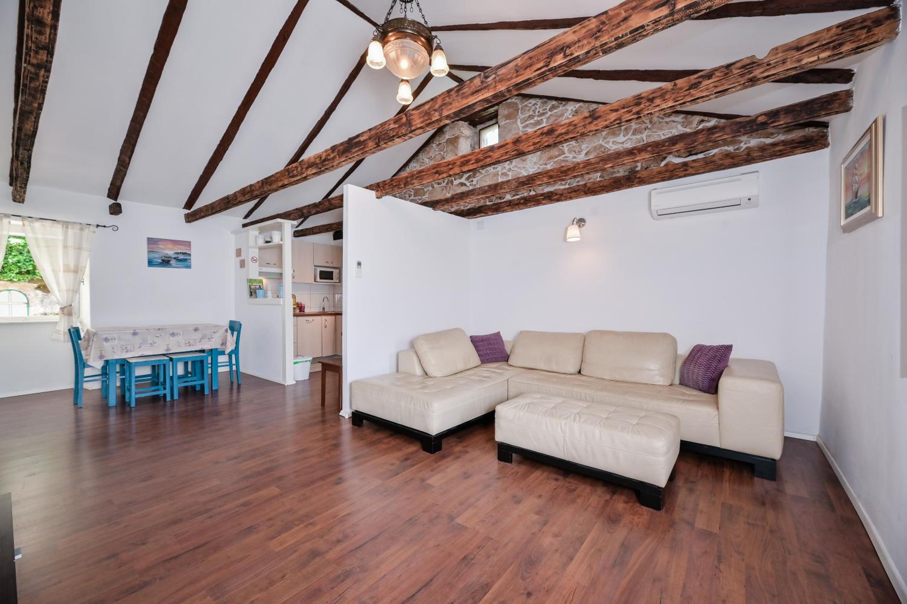 Apartment with Sea View photo 2
