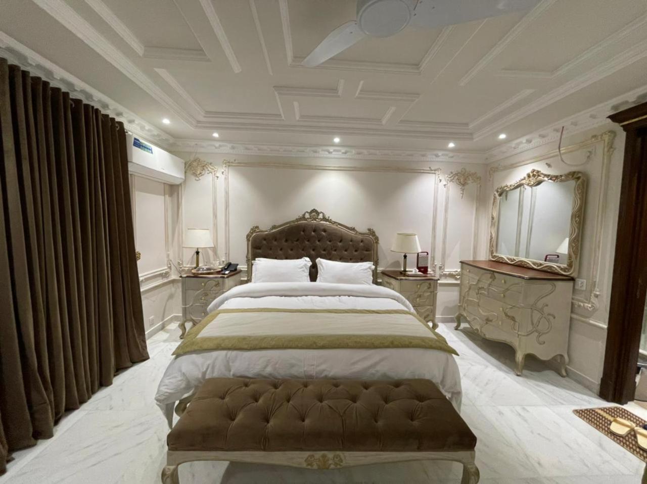 Deluxe Double Room photo 2