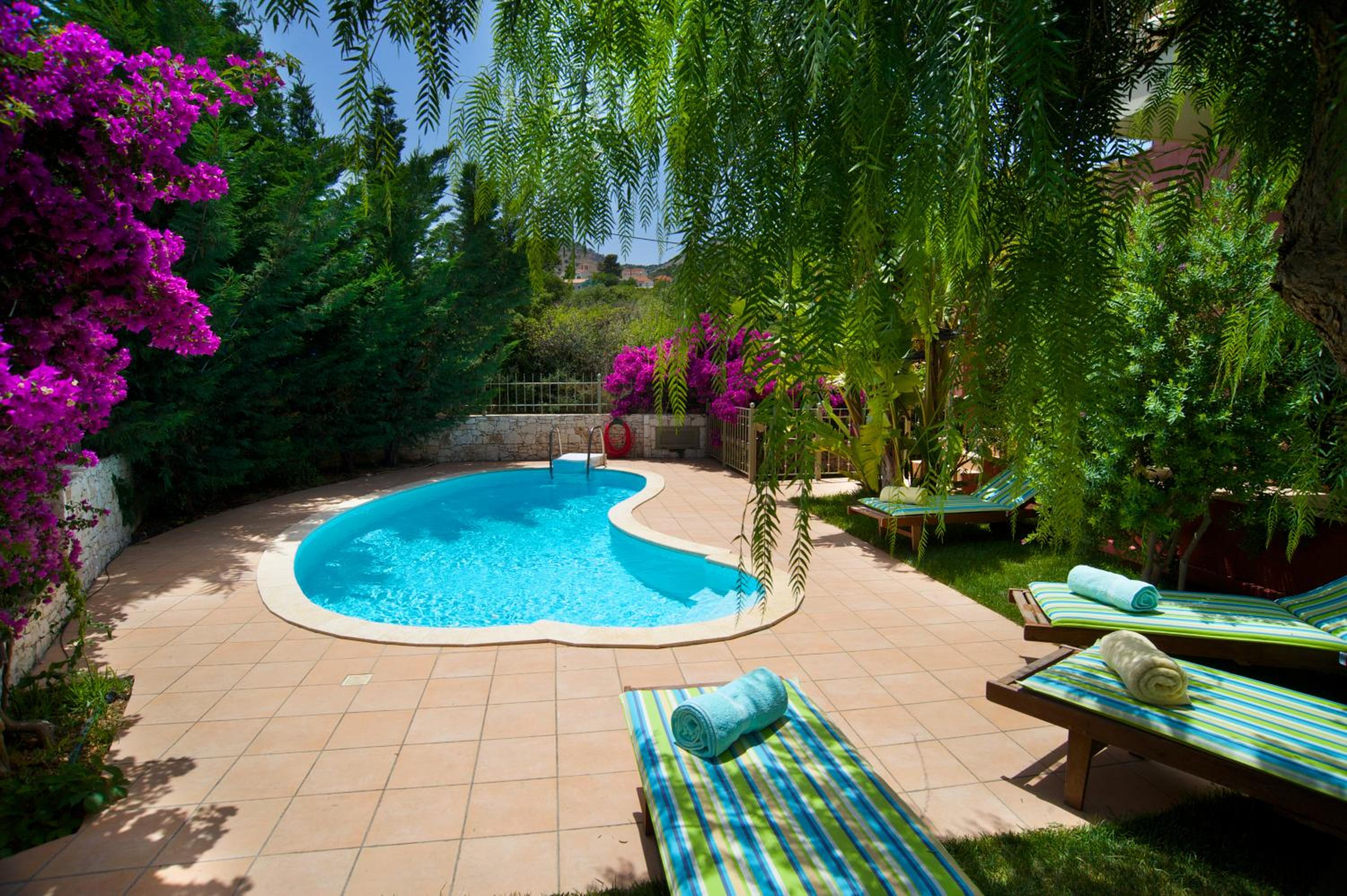 Two-Bedroom Villa with Private Pool (5 Adults) photo 3