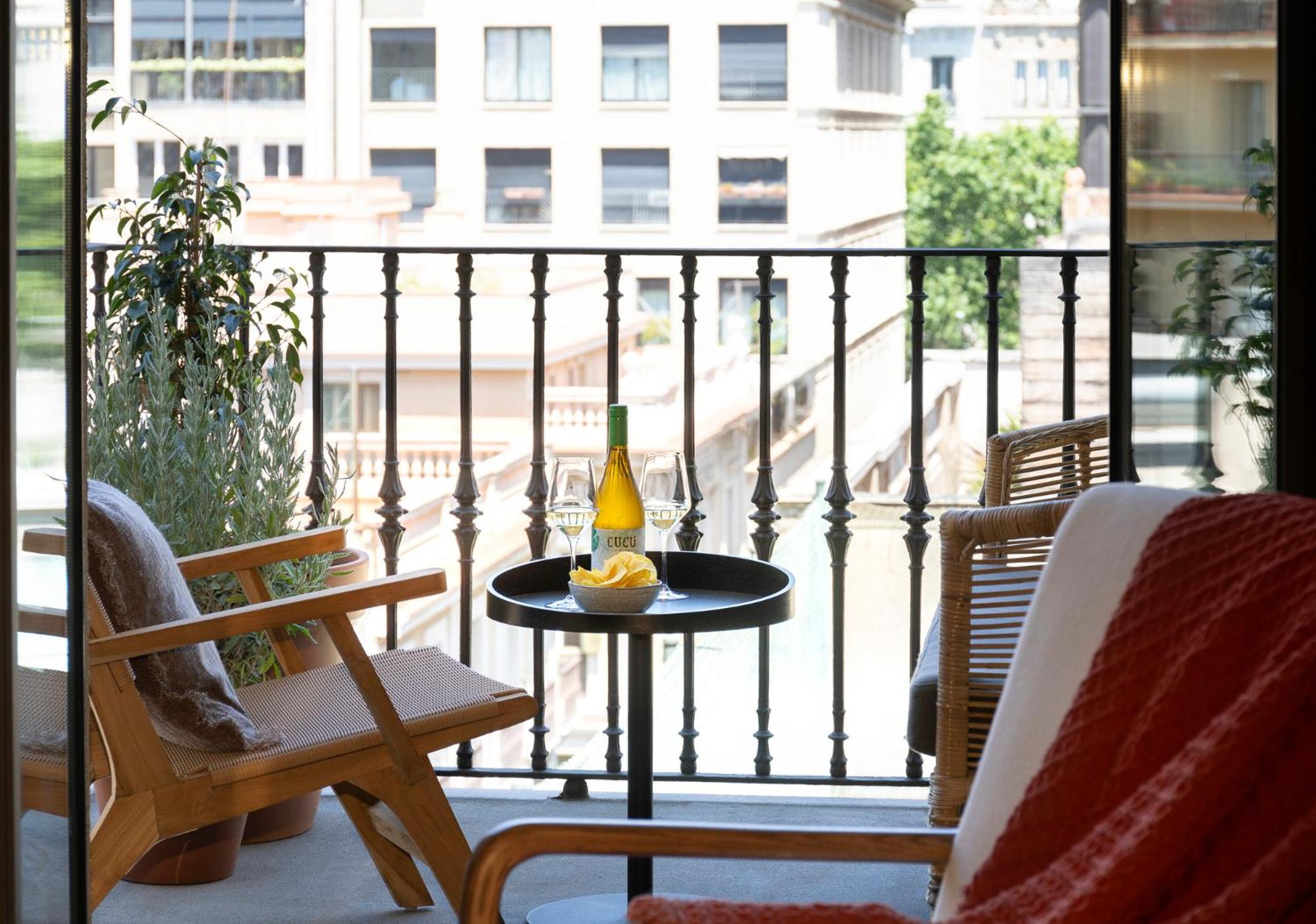 Superior Double or Twin Room with Terrace thumbnail 6
