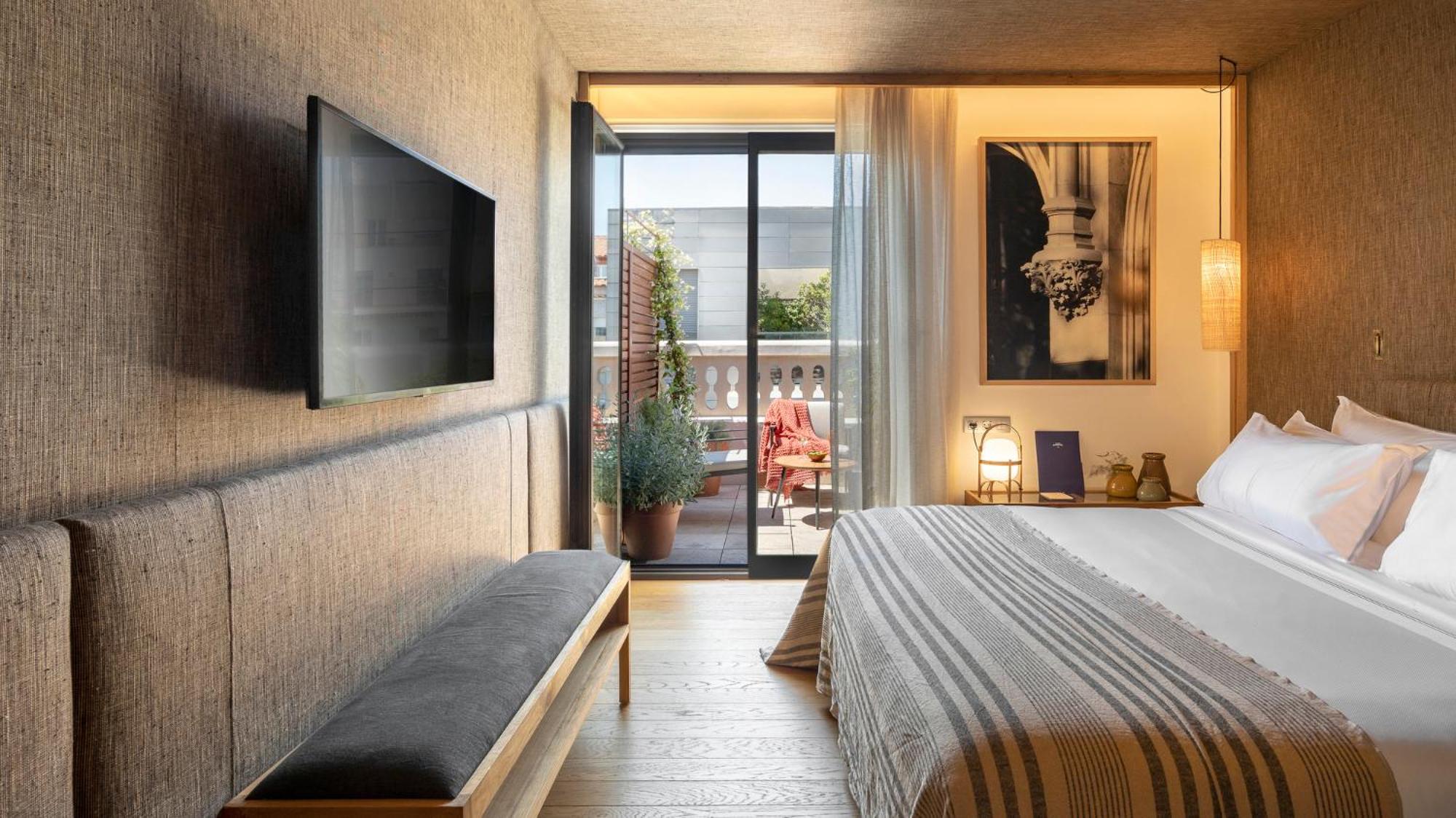 Superior Double or Twin Room with Terrace