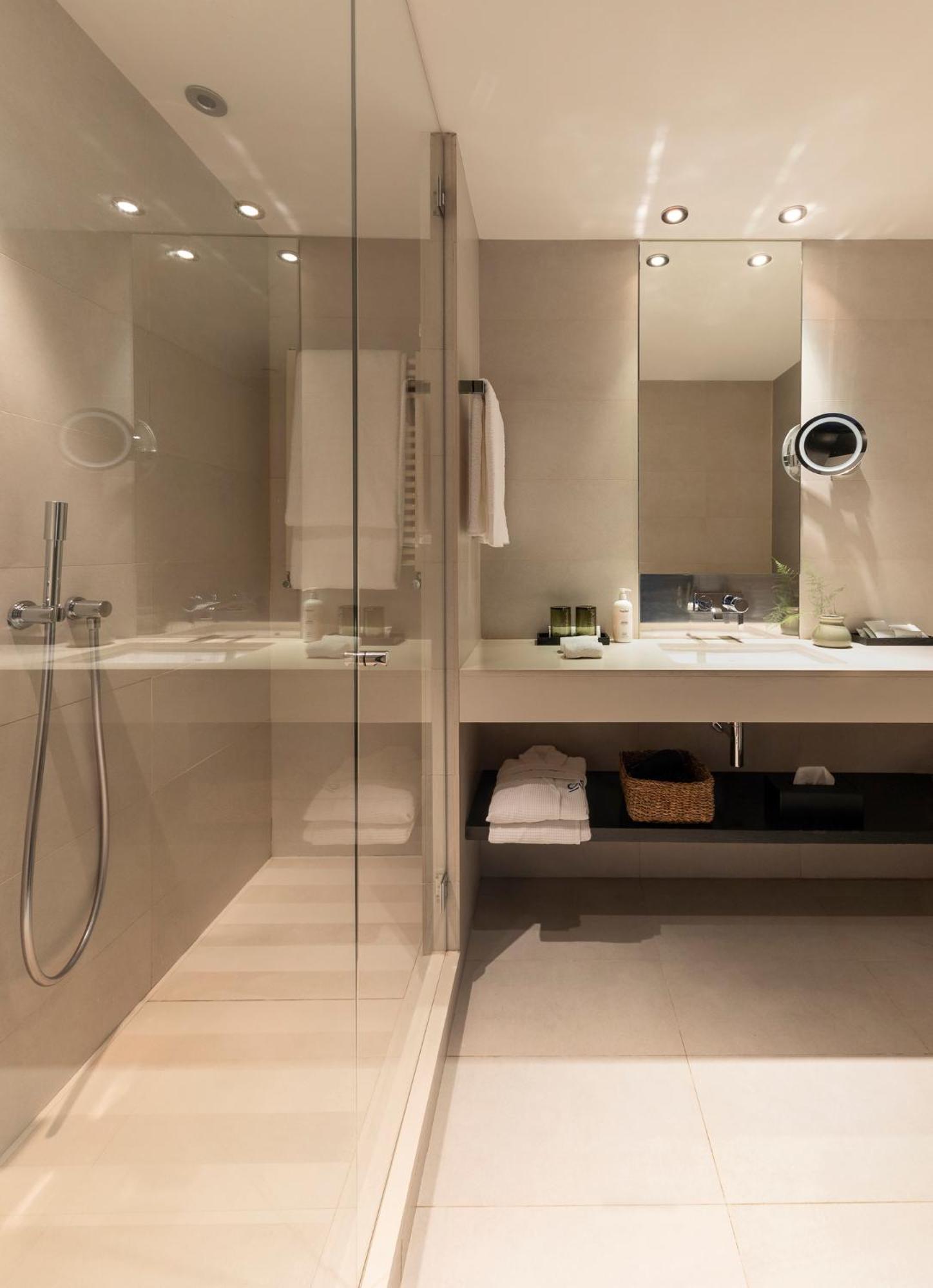 Small Double or Twin Room