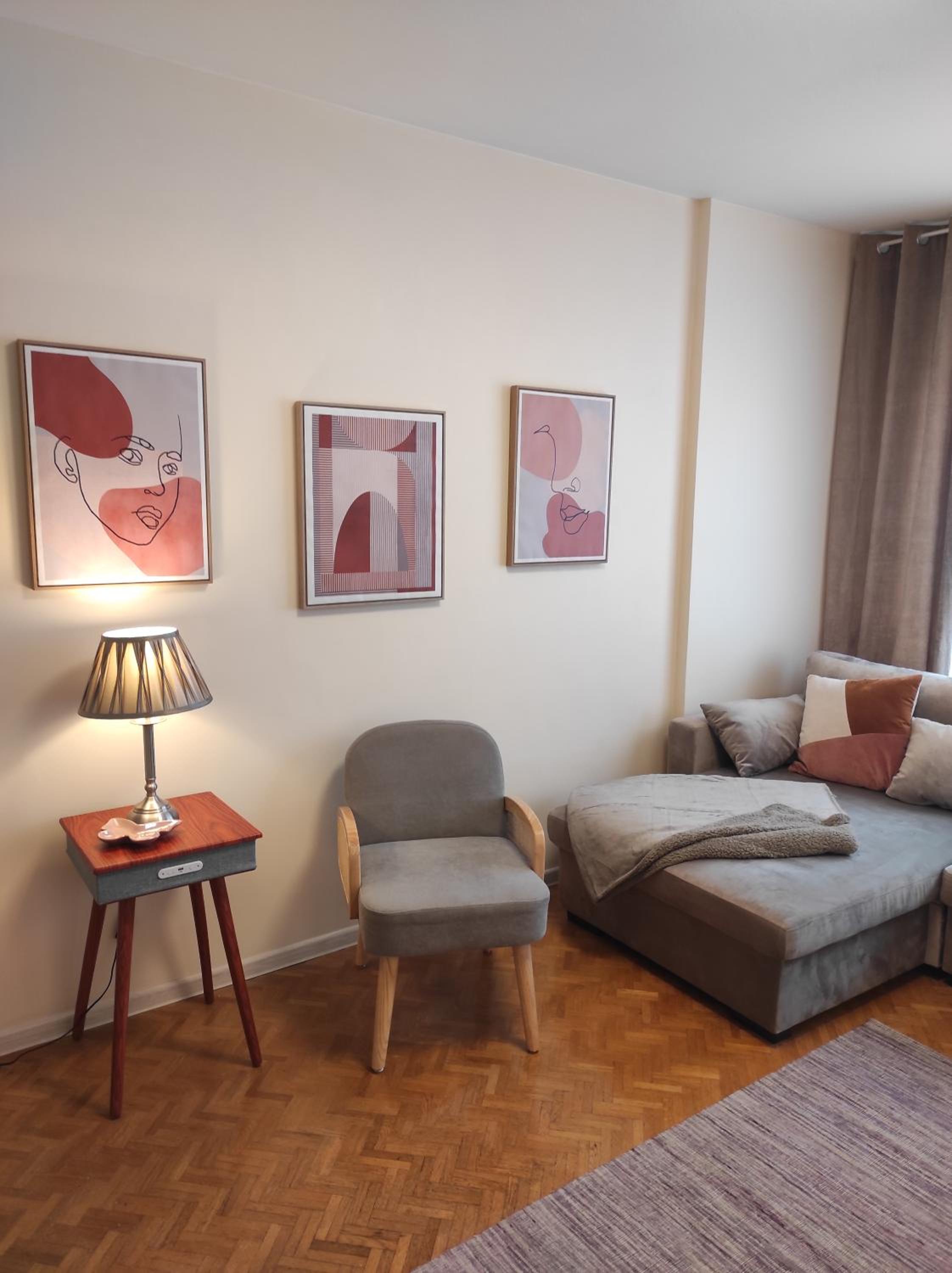 Two-Bedroom Apartment - Photo 33