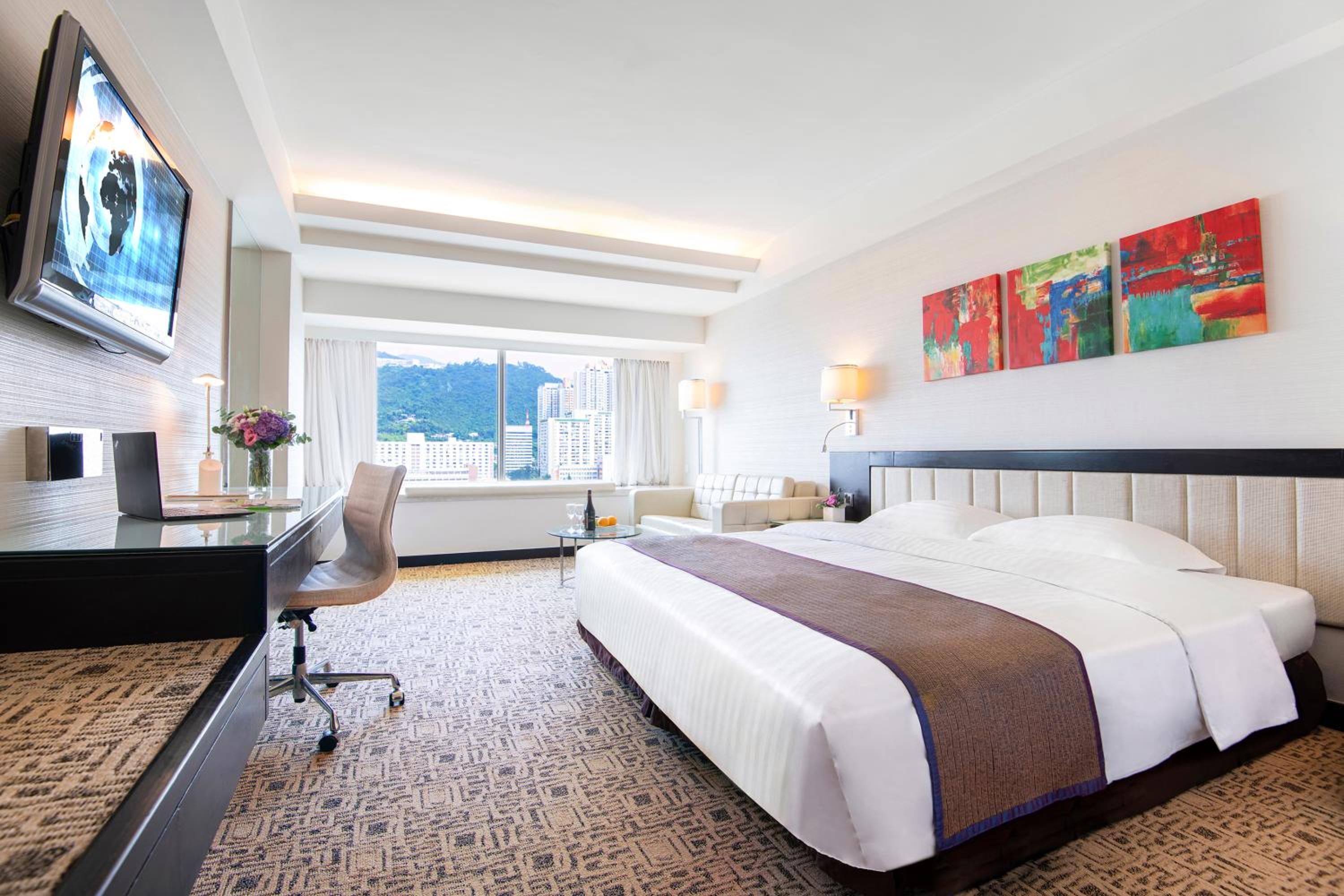 Prime Deluxe King Room photo 3